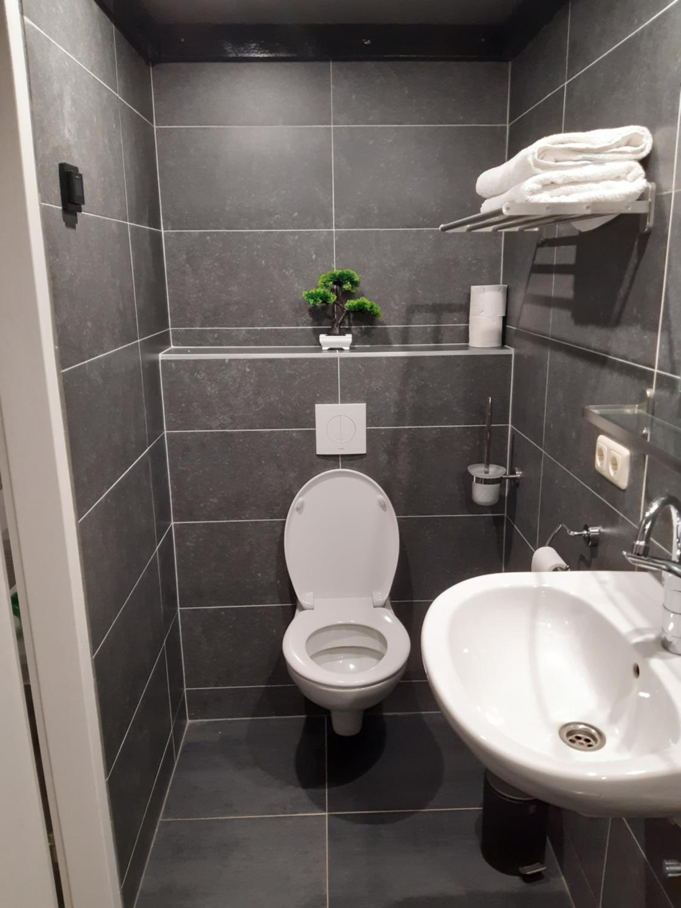 Deluxe King Room photo 2