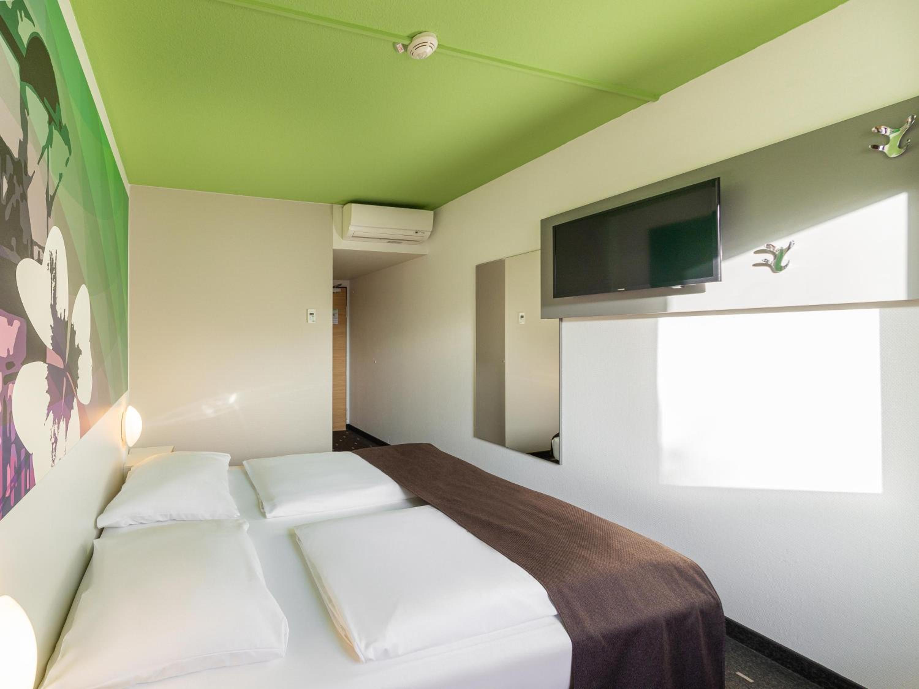 Double Room - Photo 4