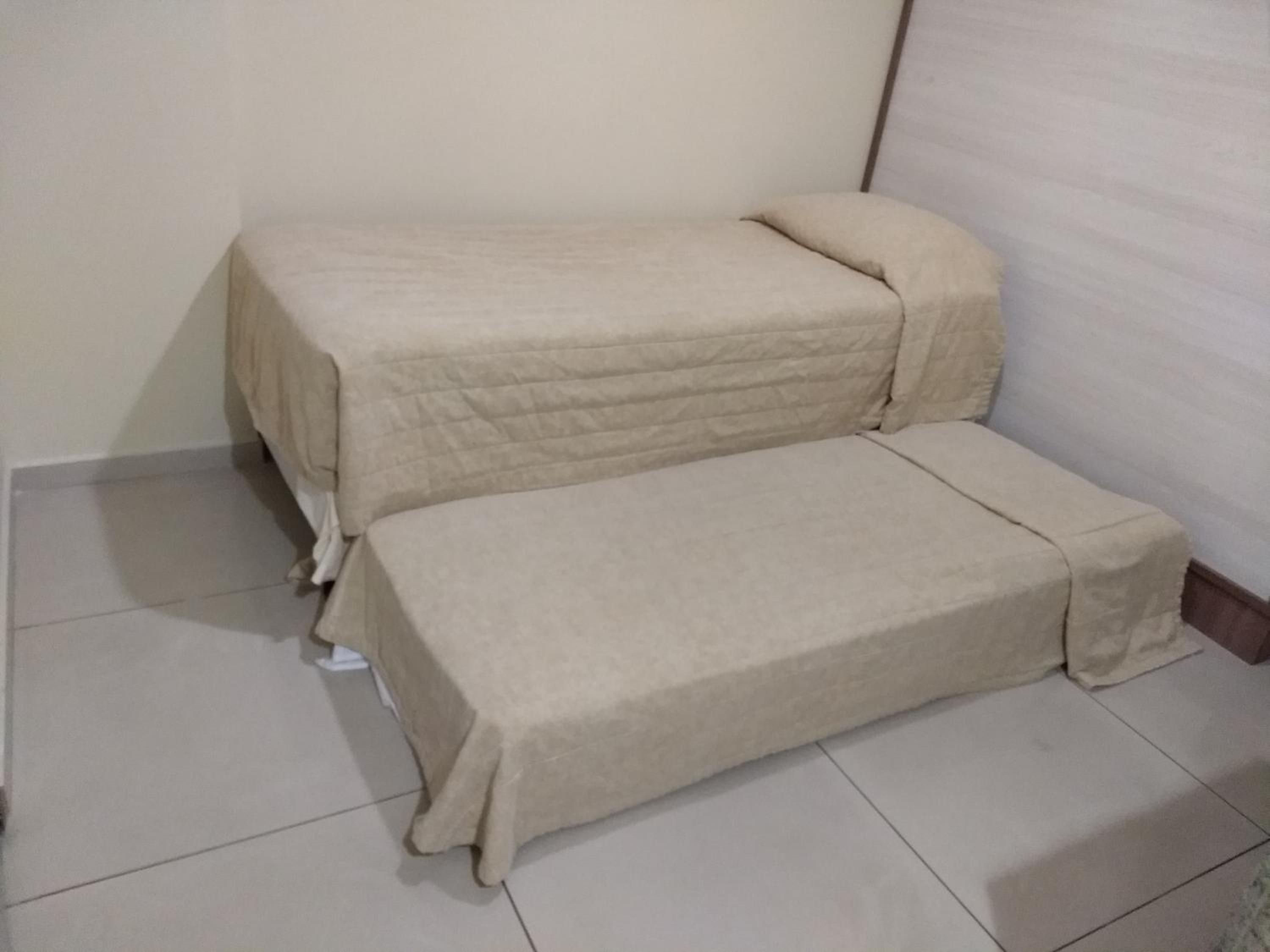 Deluxe Queen Suite - Photo 7