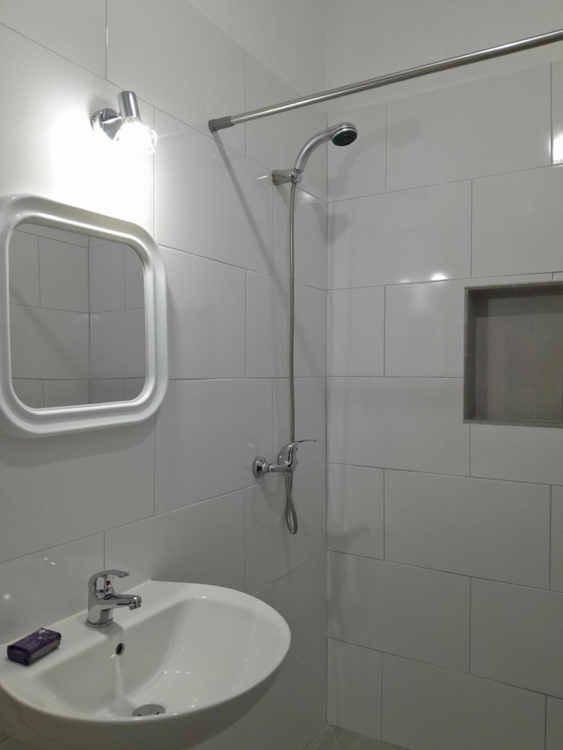 Deluxe Twin Room photo 3