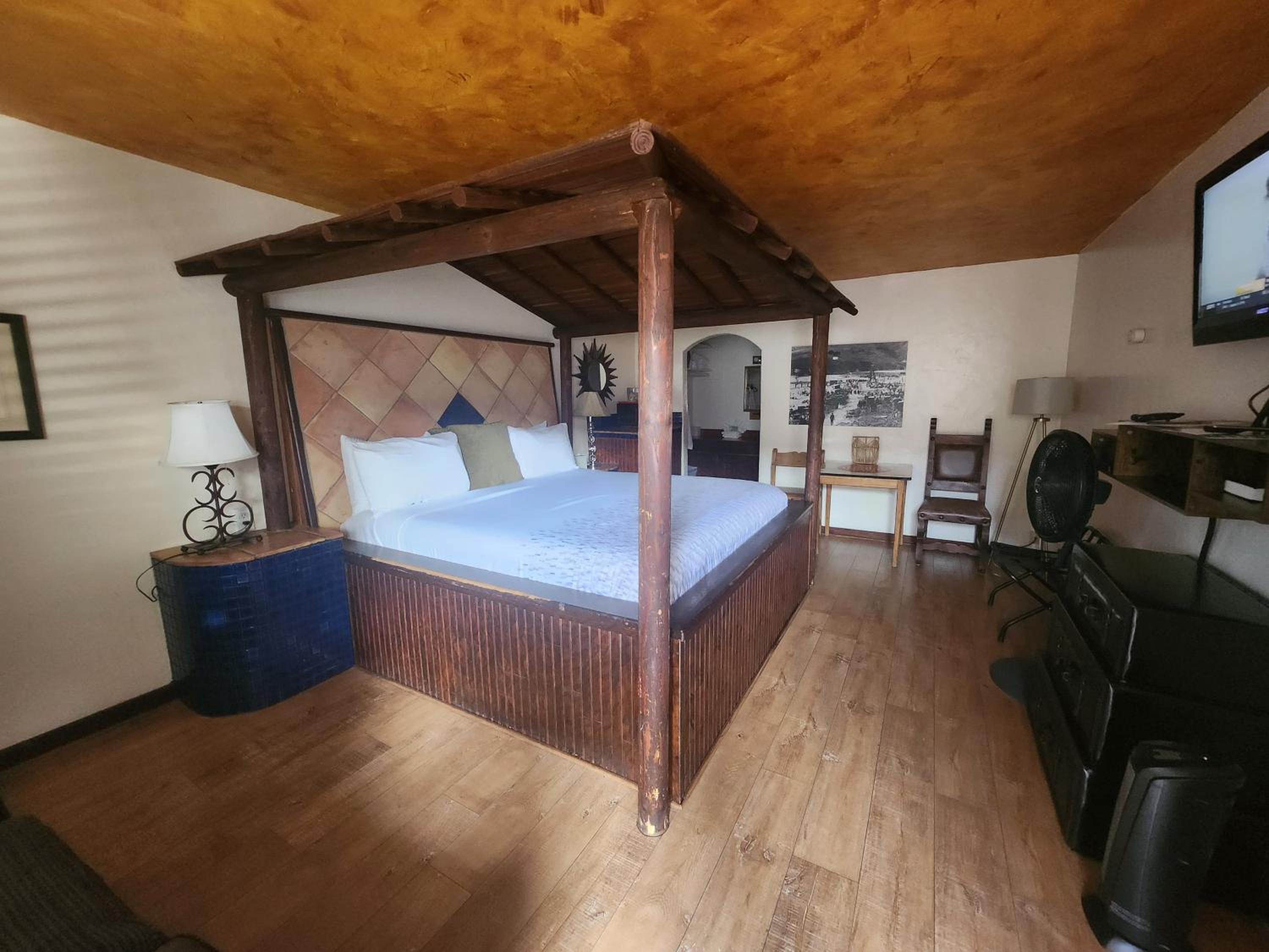 Standard  Courtyard Room - Photo 4