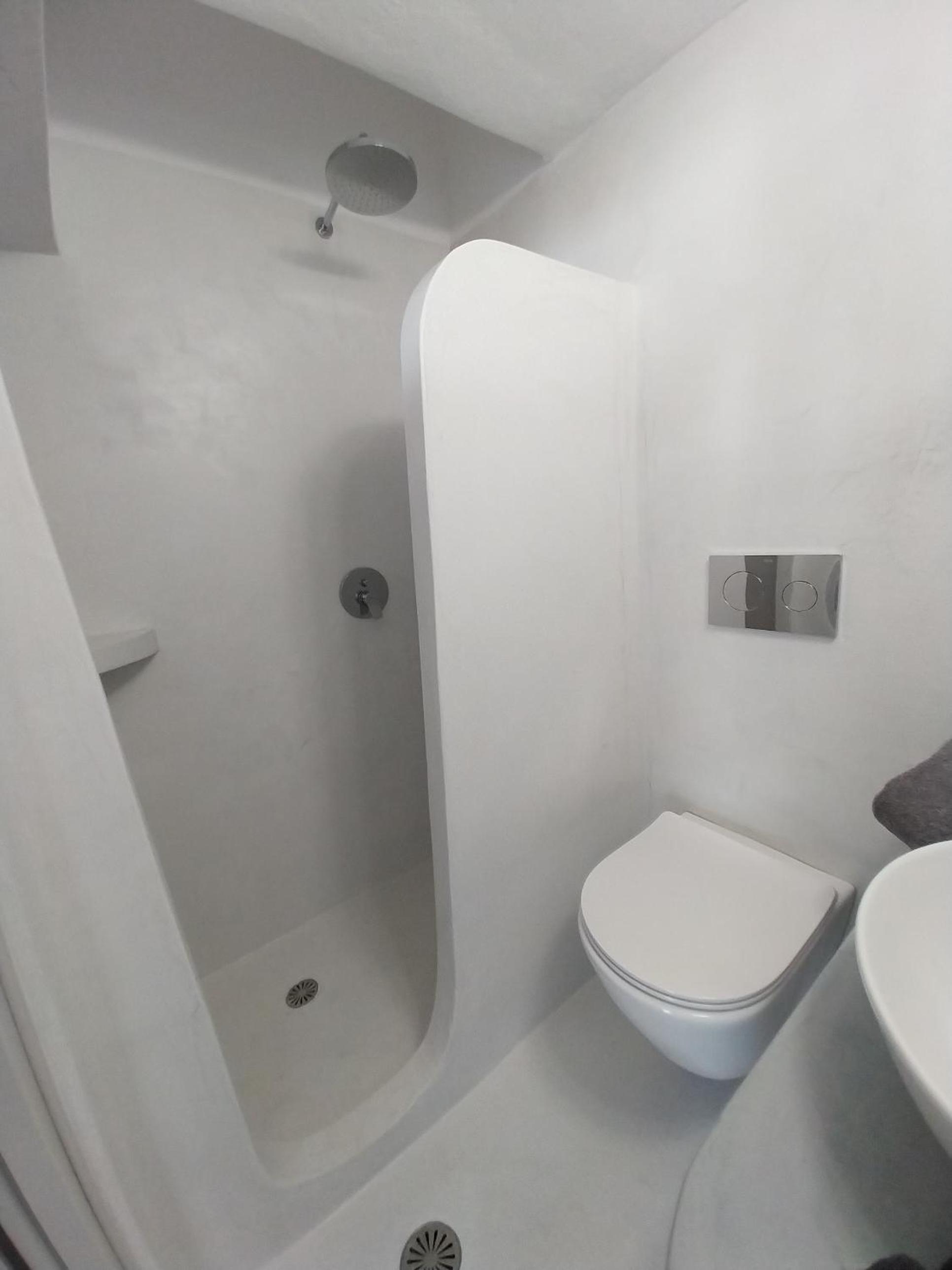 Deluxe Room - Photo 26
