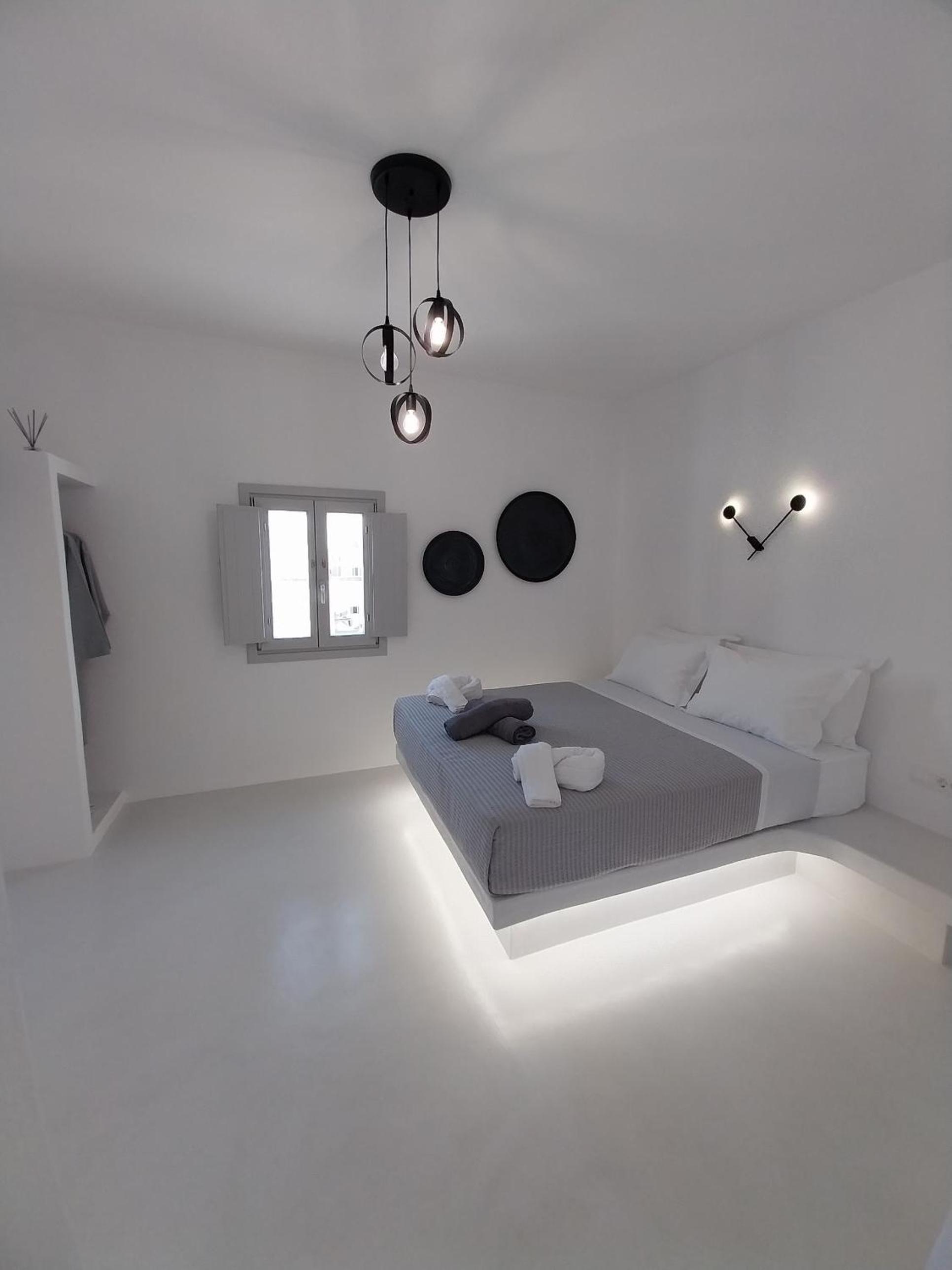 Deluxe Room - Photo 25