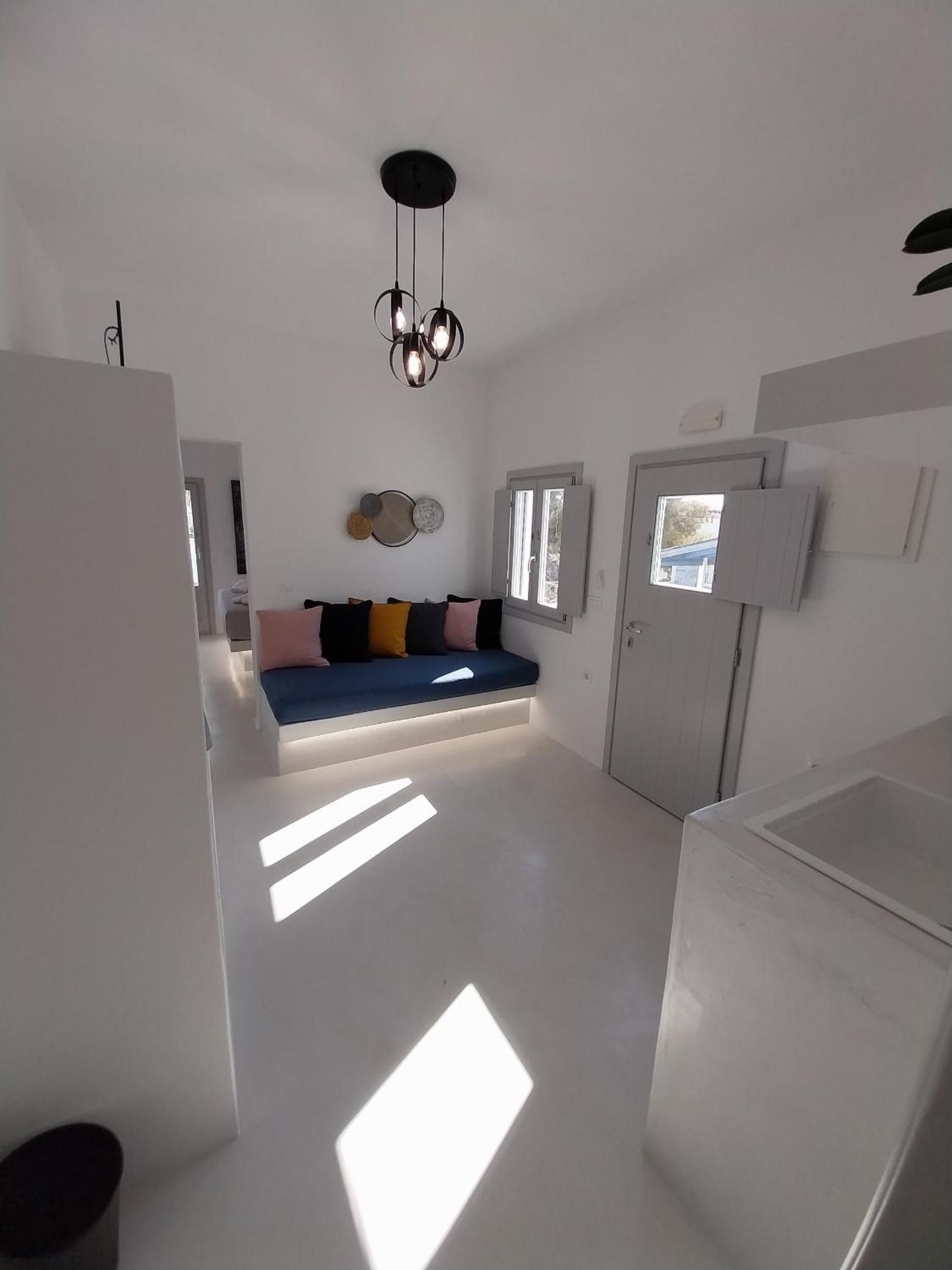 Deluxe Room - Photo 16