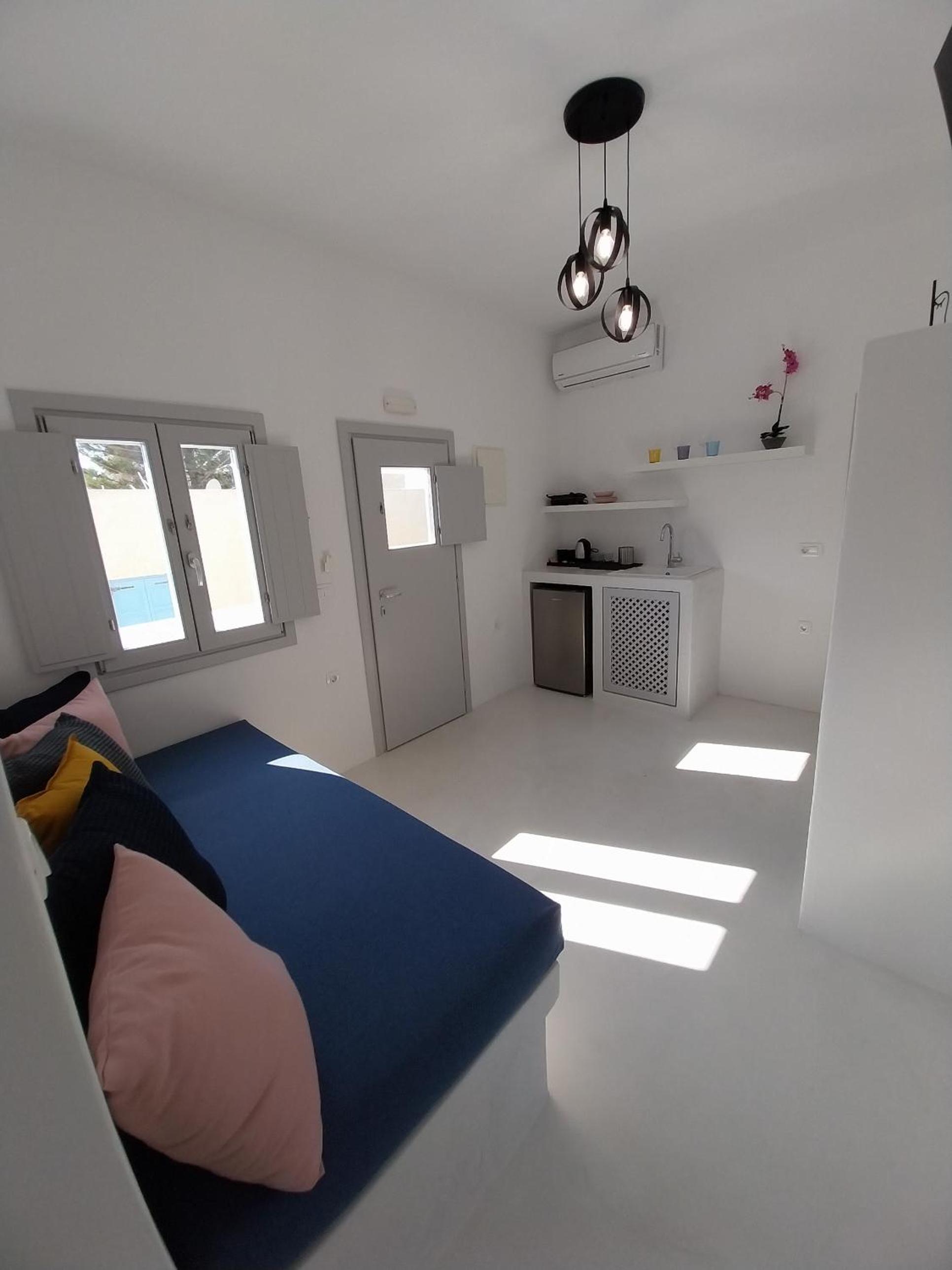 Deluxe Room - Photo 18