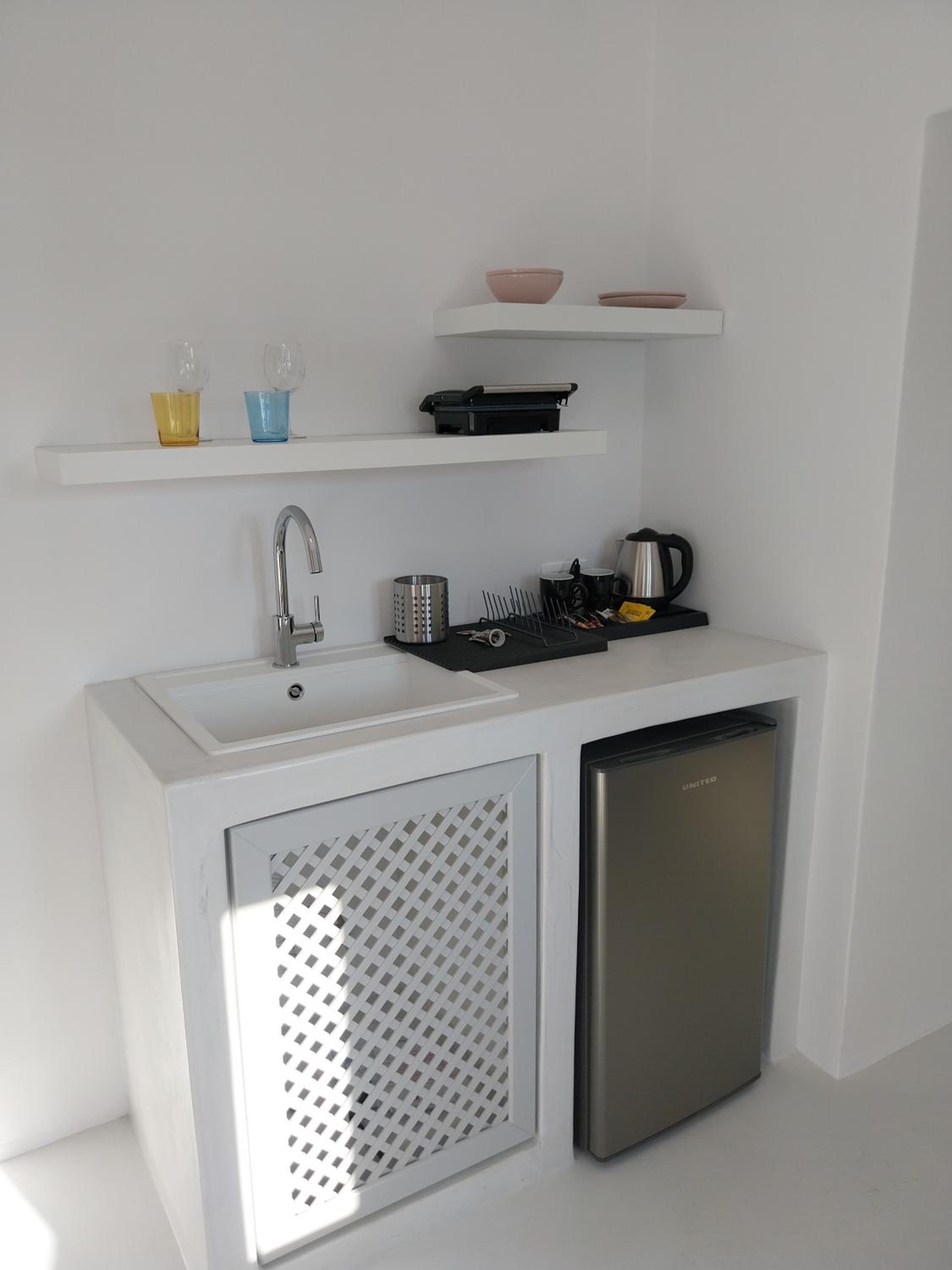 Executive Room - Photo 11