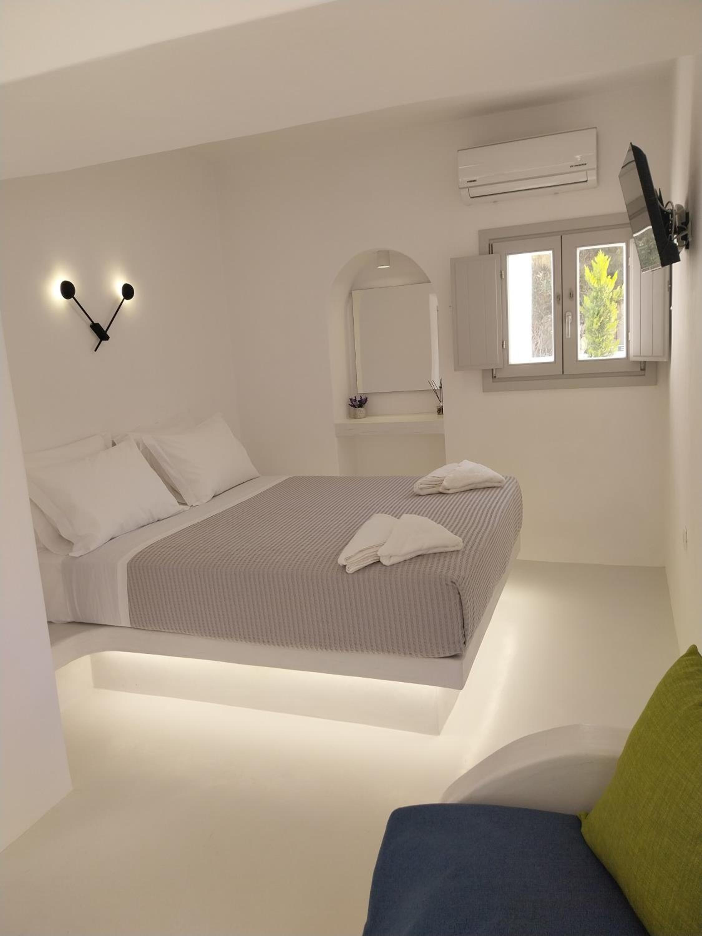 Executive Room - Photo 2