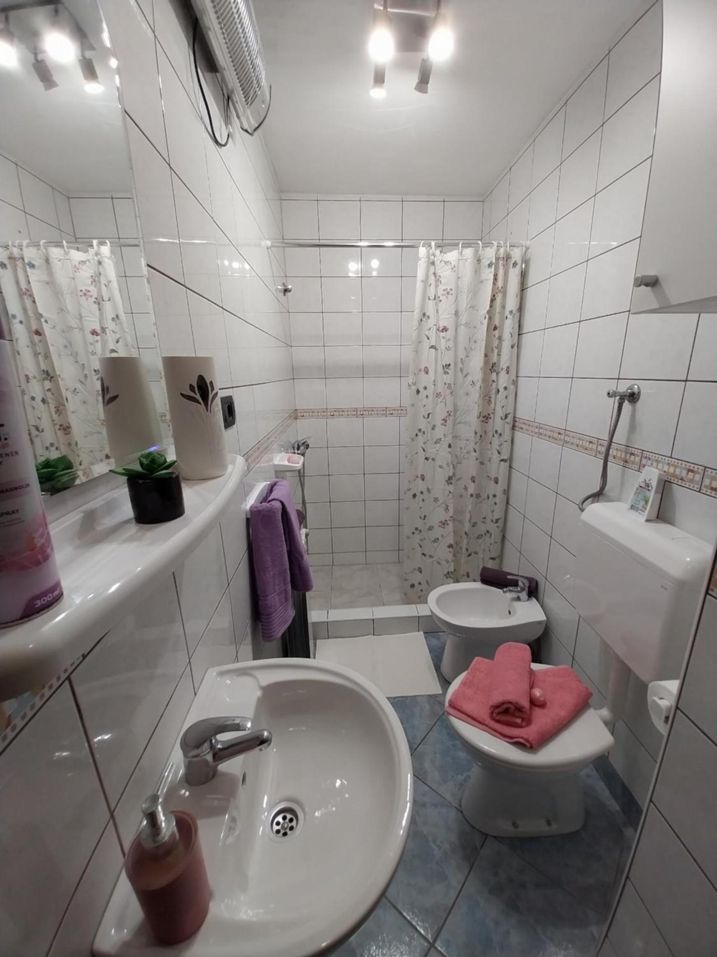 Deluxe Apartment - Photo 8