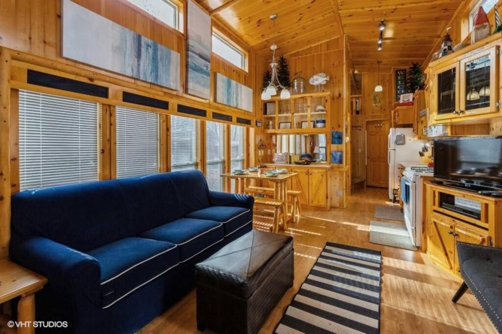 Two-Bedroom House photo 1