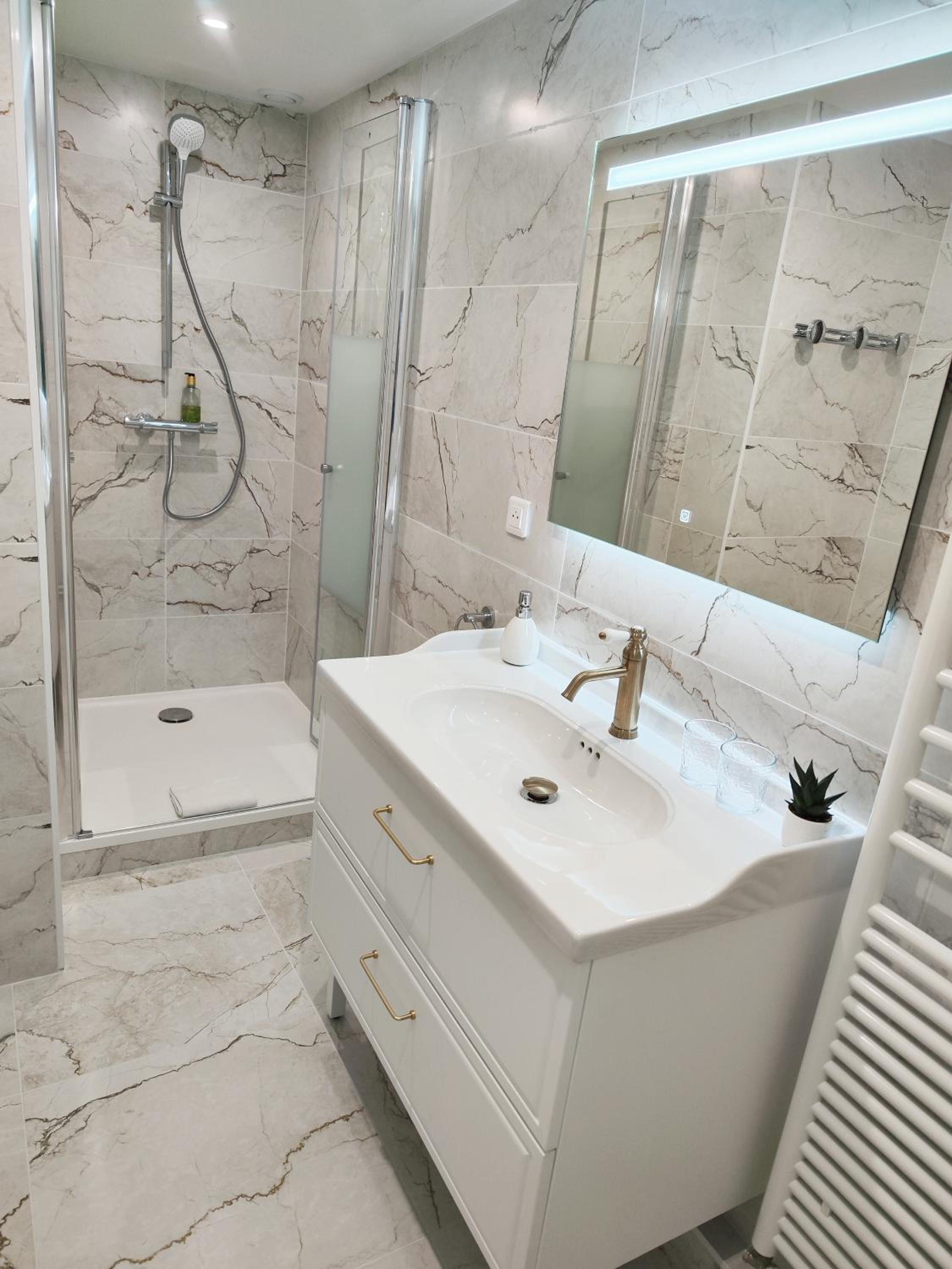 Superior Double Room - Photo 18