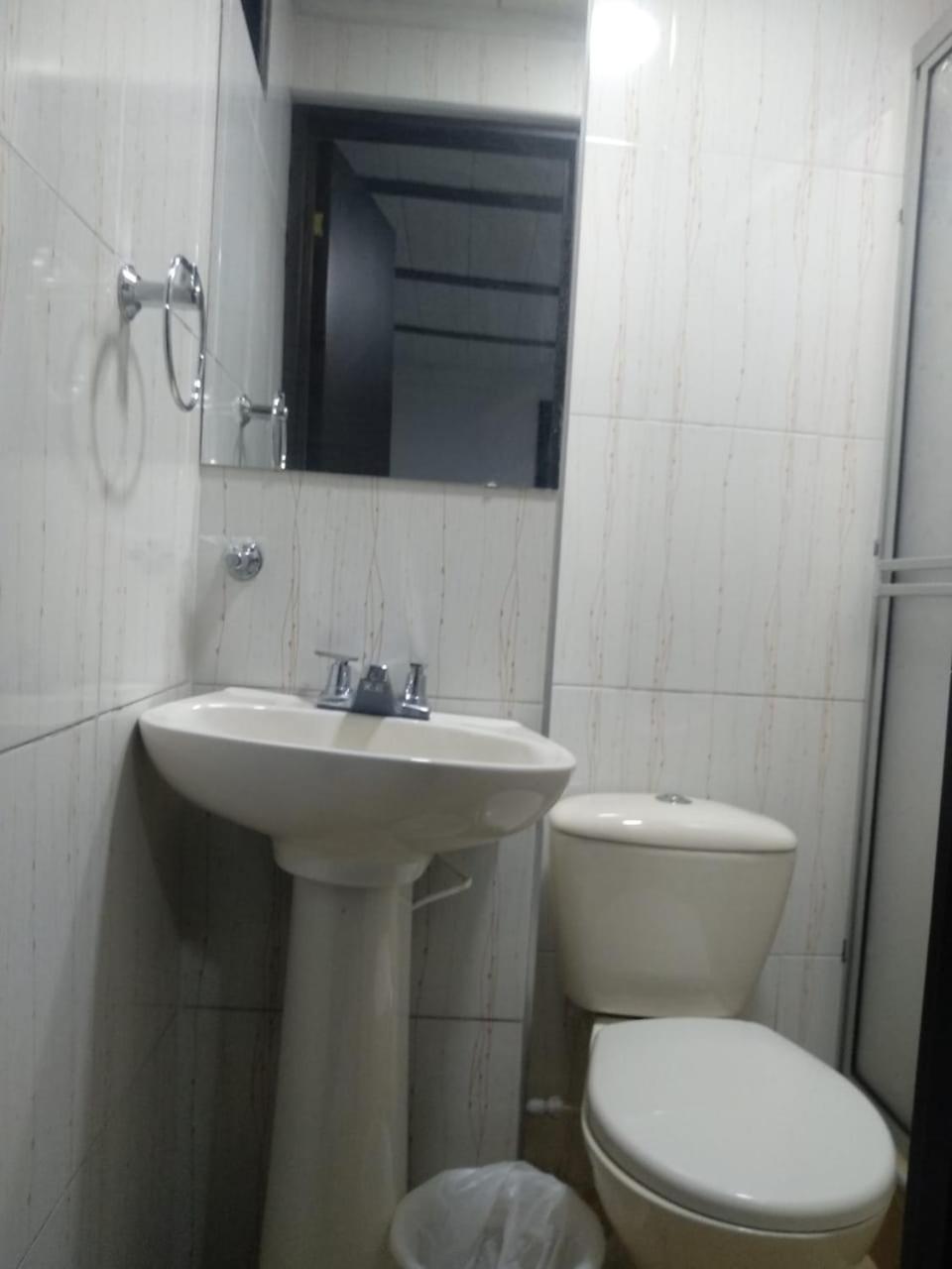 Quadruple Room with Private Bathroom photo 2