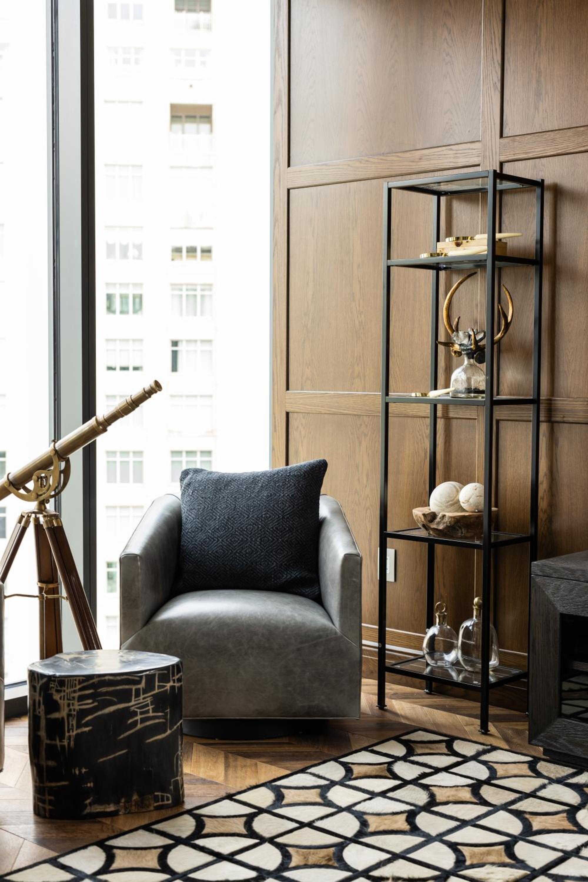 Suite with City View - Photo 4
