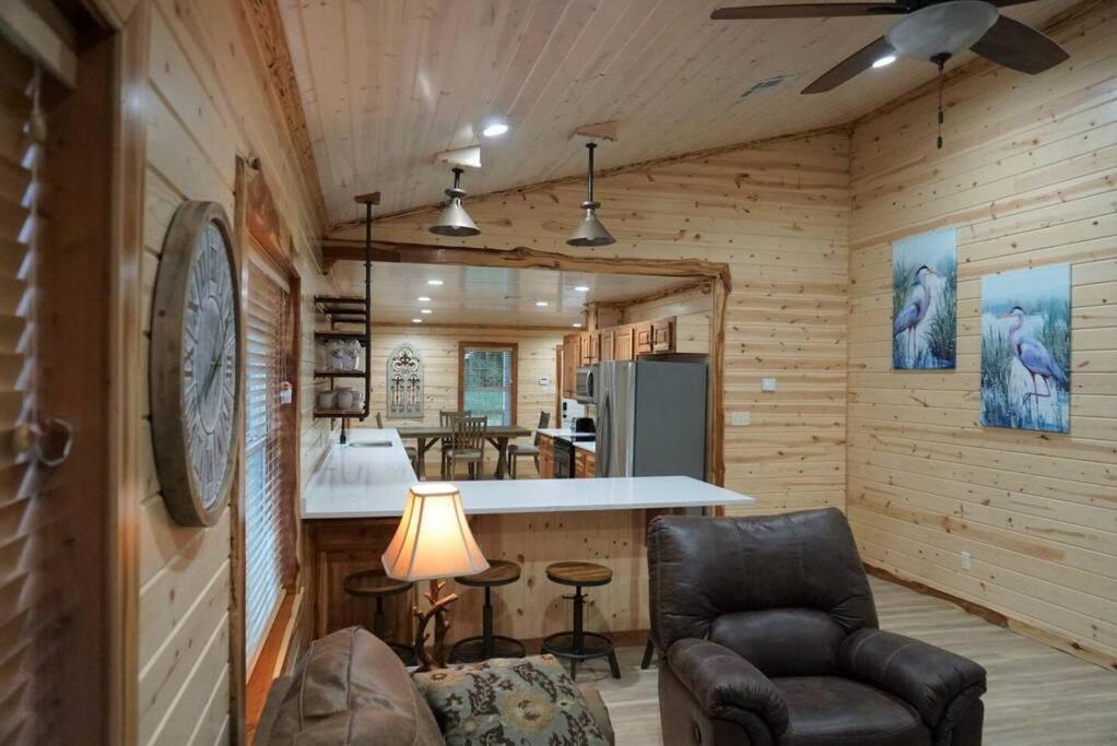 Four-Bedroom House photo 1