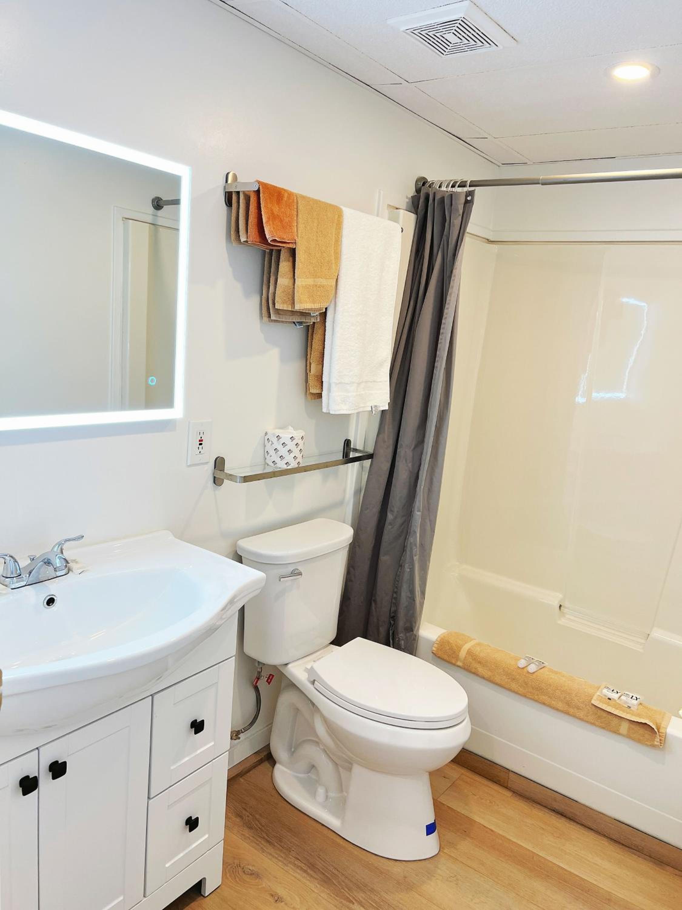 Double Room - Photo 3
