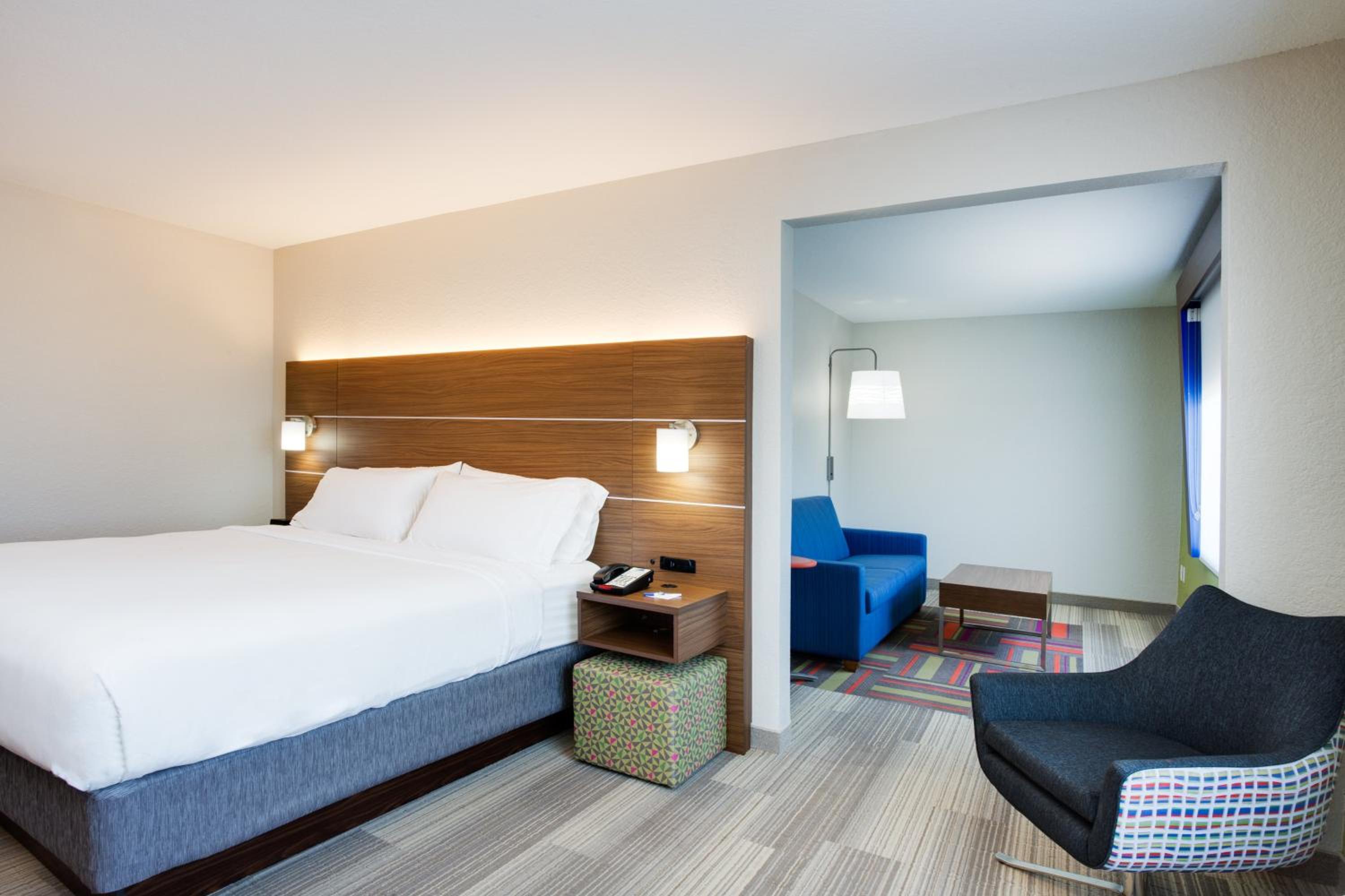King Suite - Photo 4