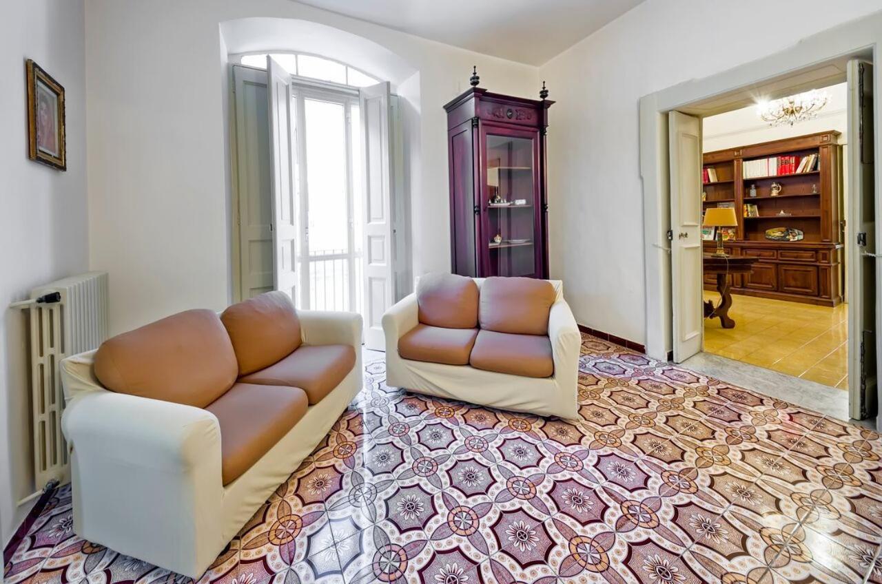 Three-Bedroom Apartment photo 1