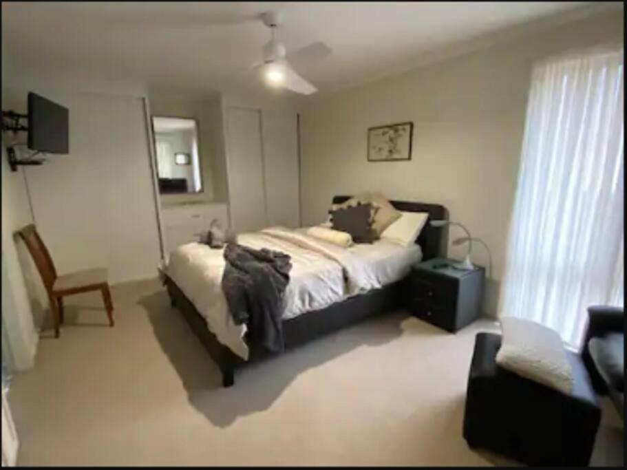 One-Bedroom House photo 1