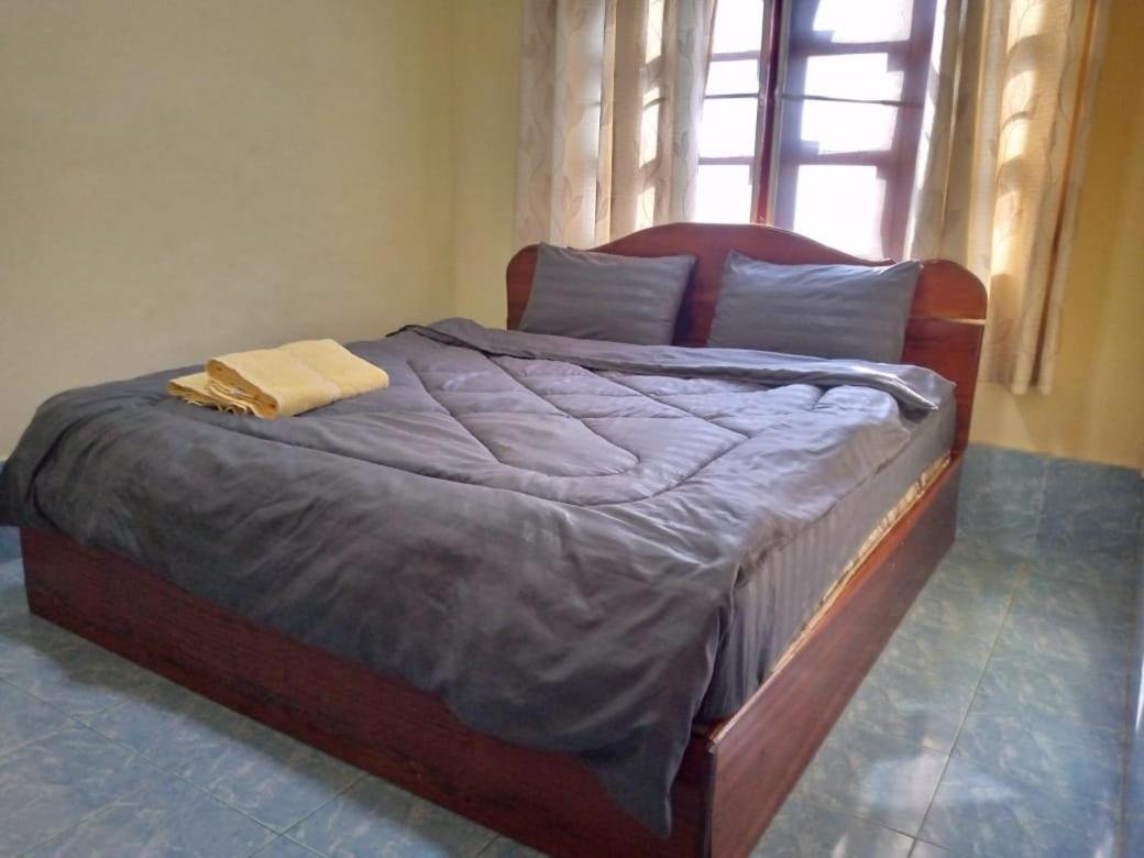 Budget Twin Room