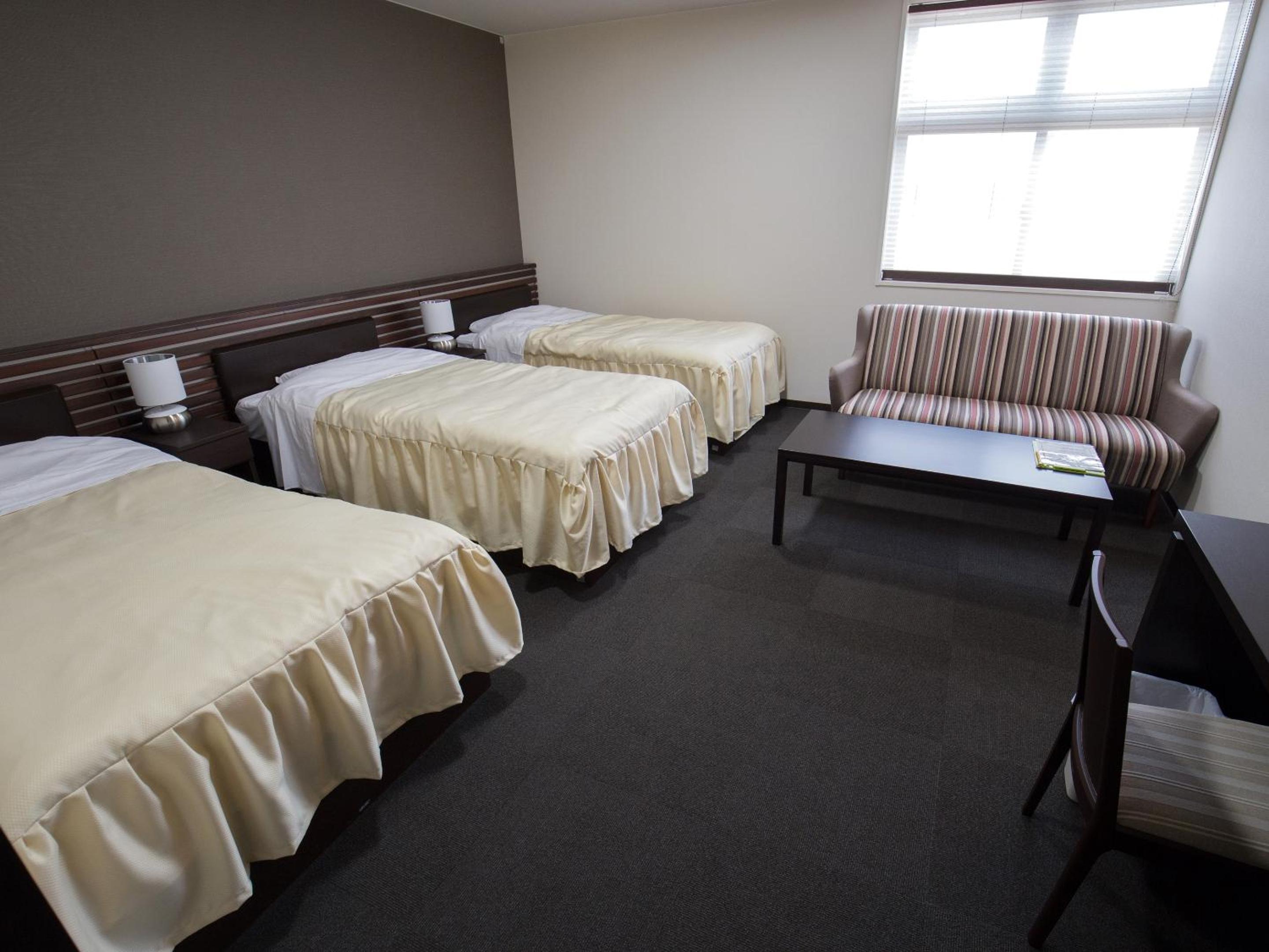 Triple Room photo 3