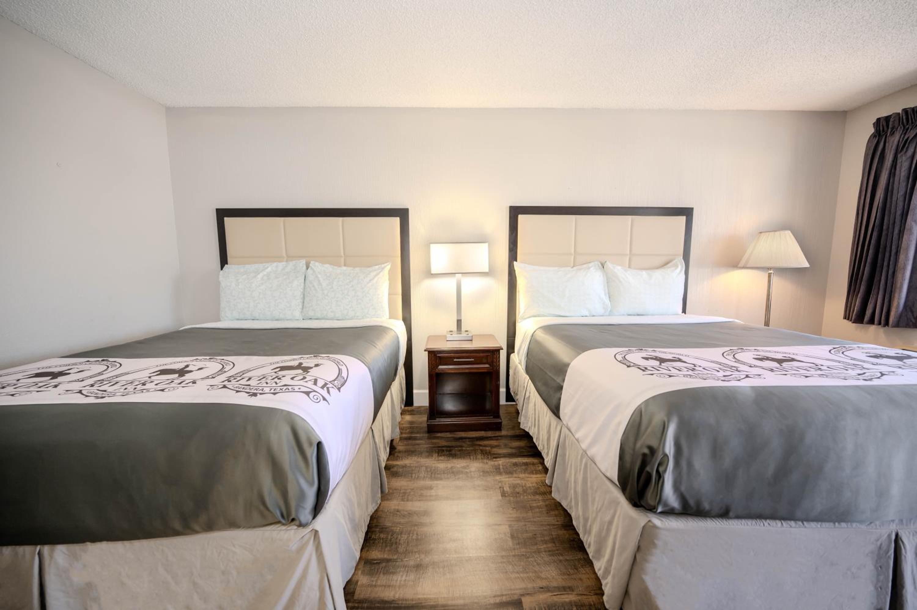 Queen Room - Photo 1