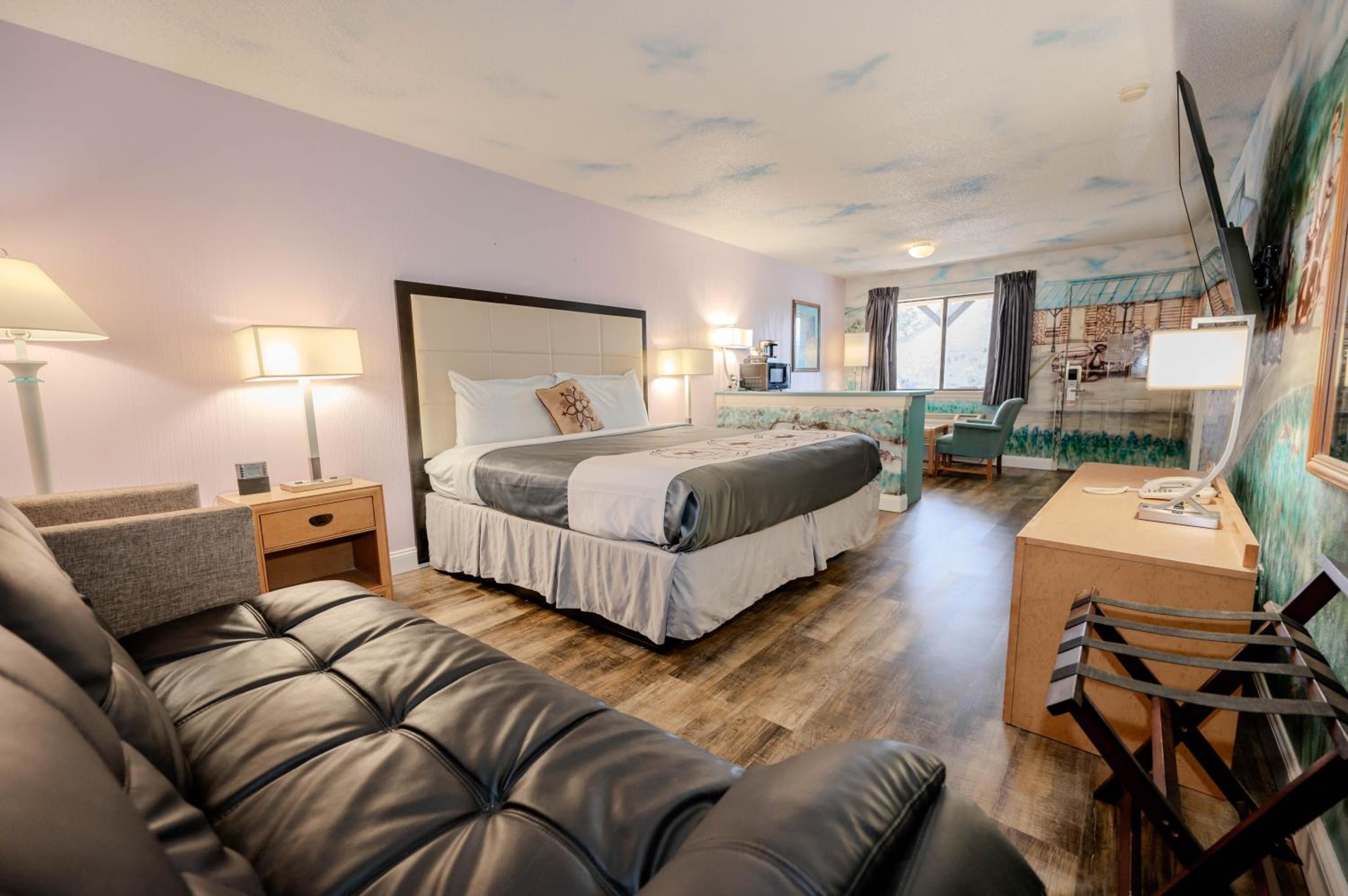 King Suite - Photo 7