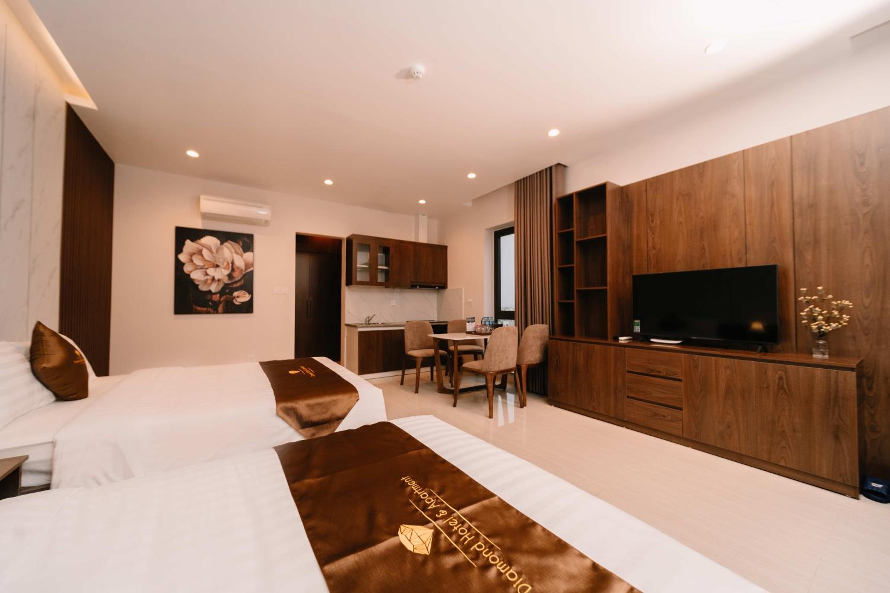 Deluxe Quadruple Room - Photo 2