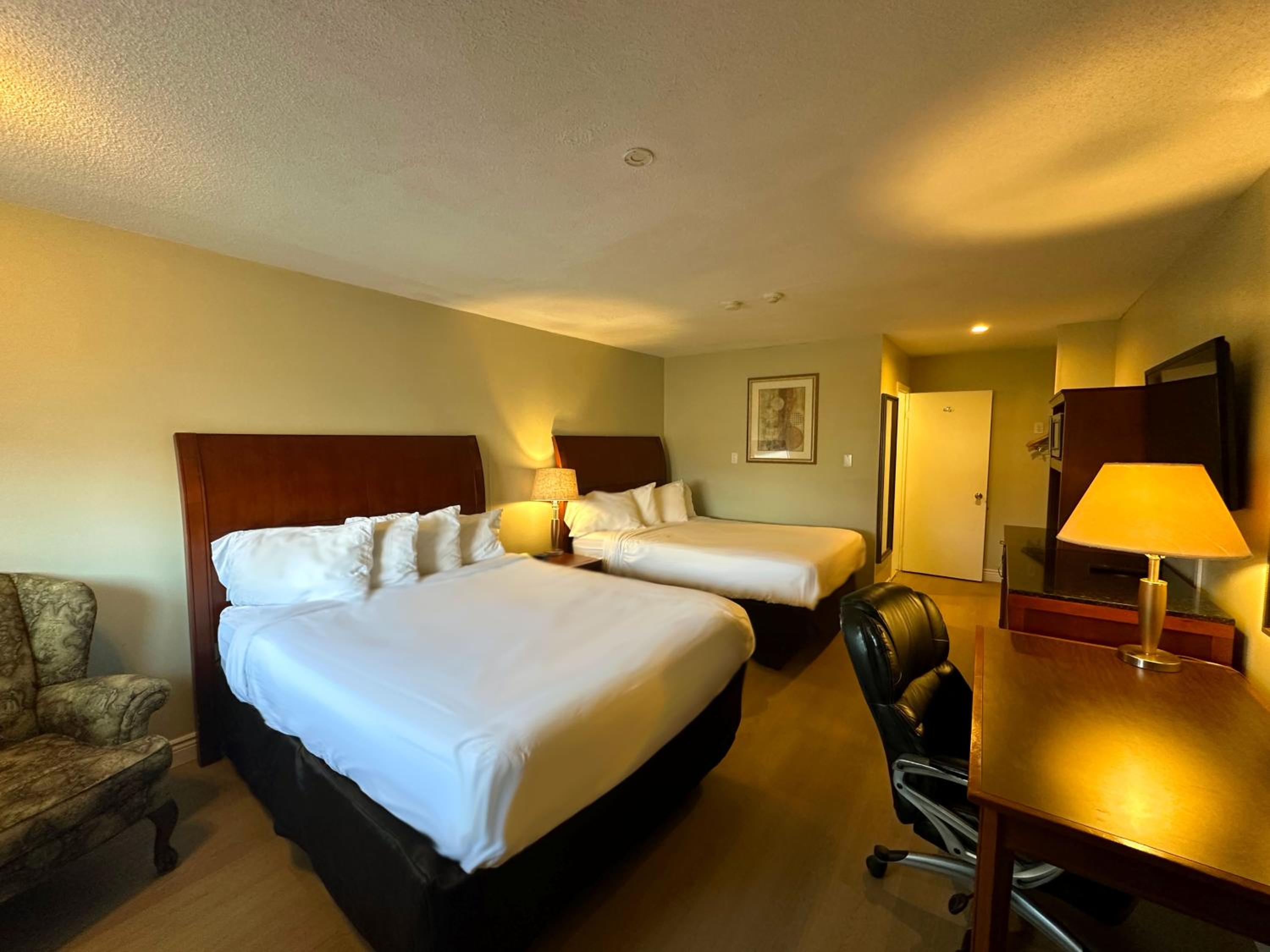 Standard Queen Room - Photo 3