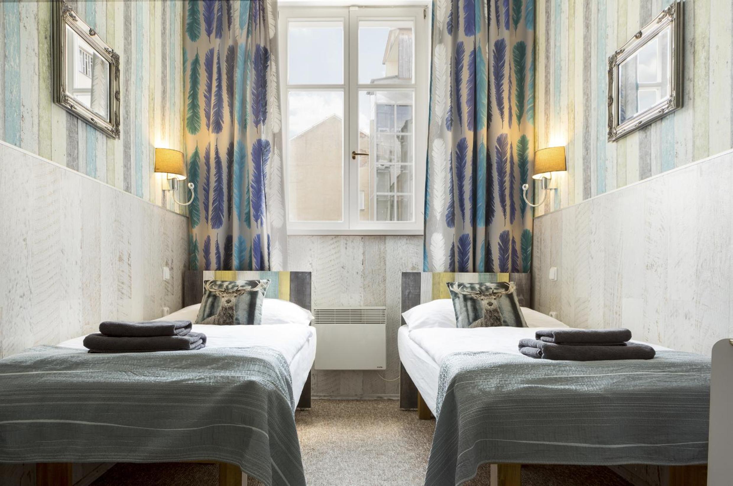Double or Twin Room - Photo 11