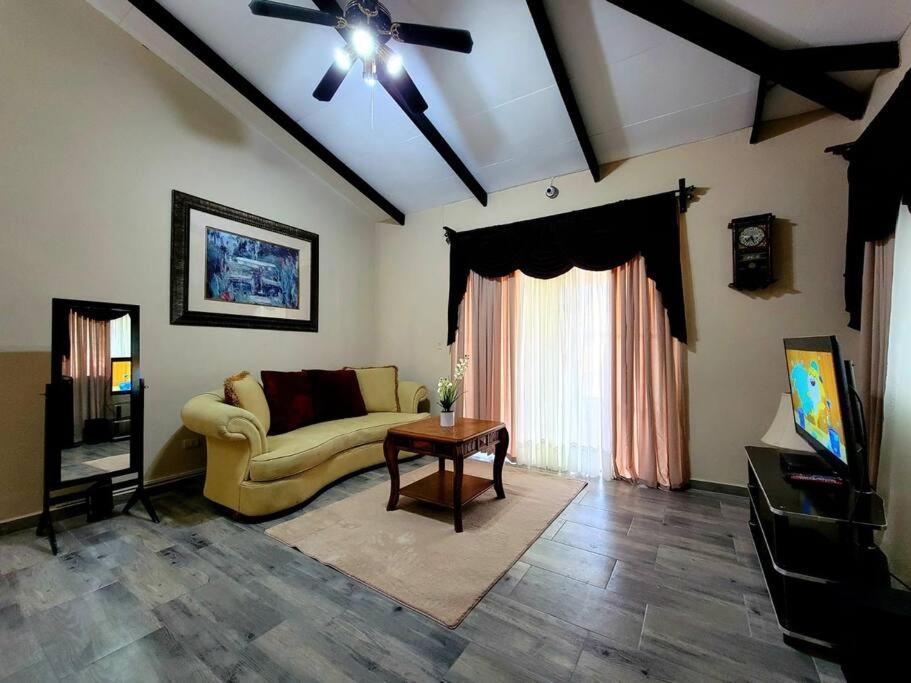 One-Bedroom Villa photo 1
