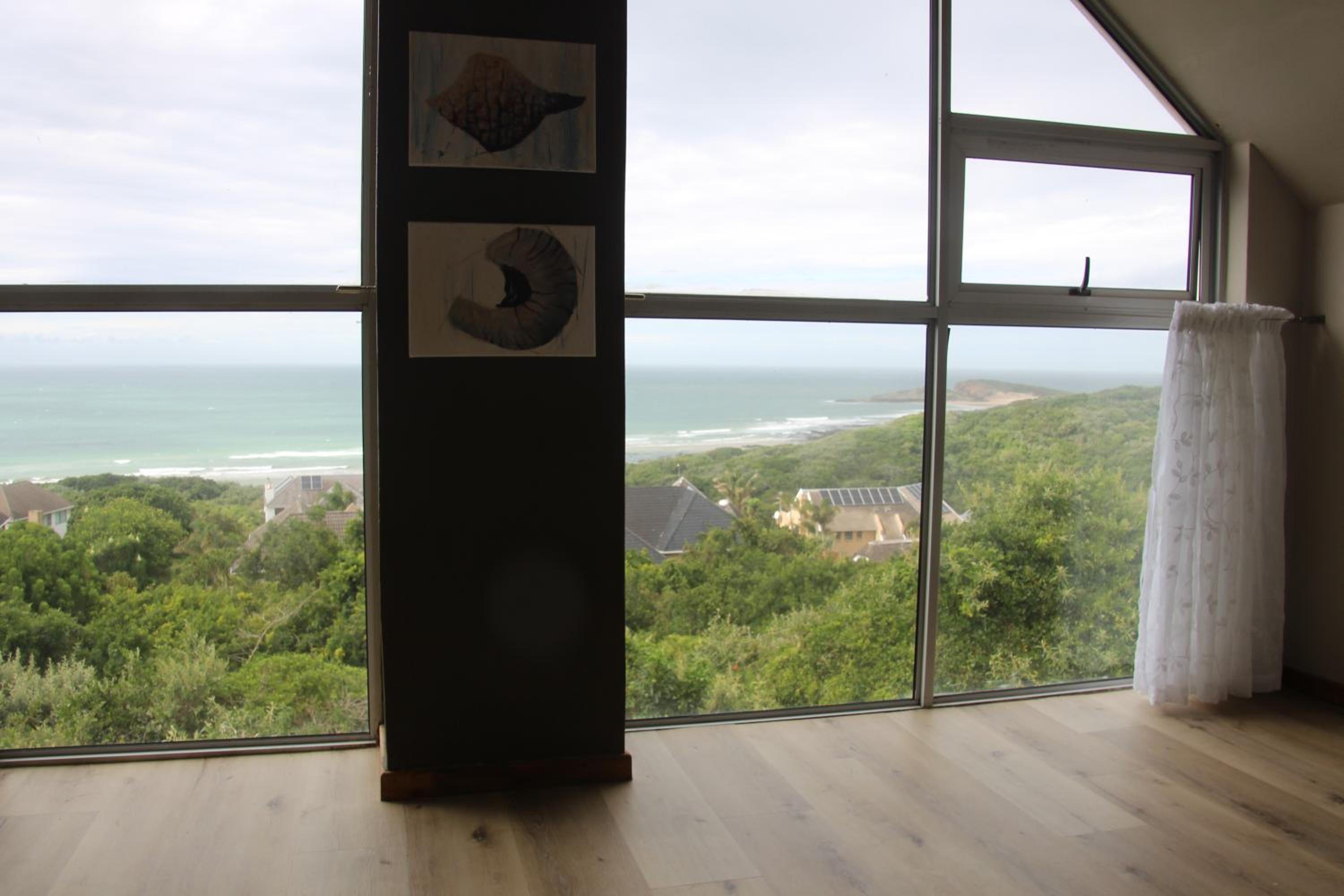 Villa photo 2