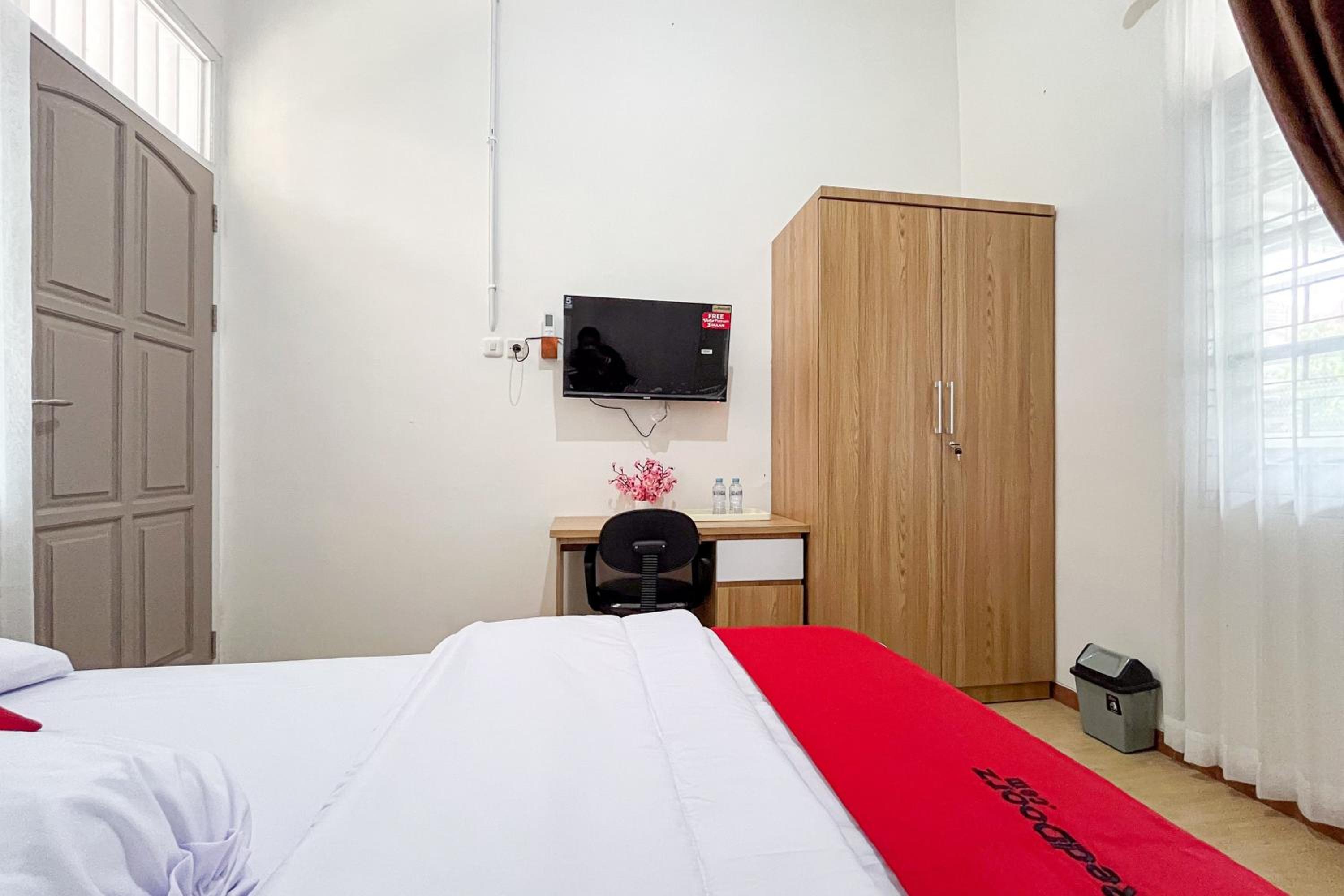 Standard Double Room photo 3