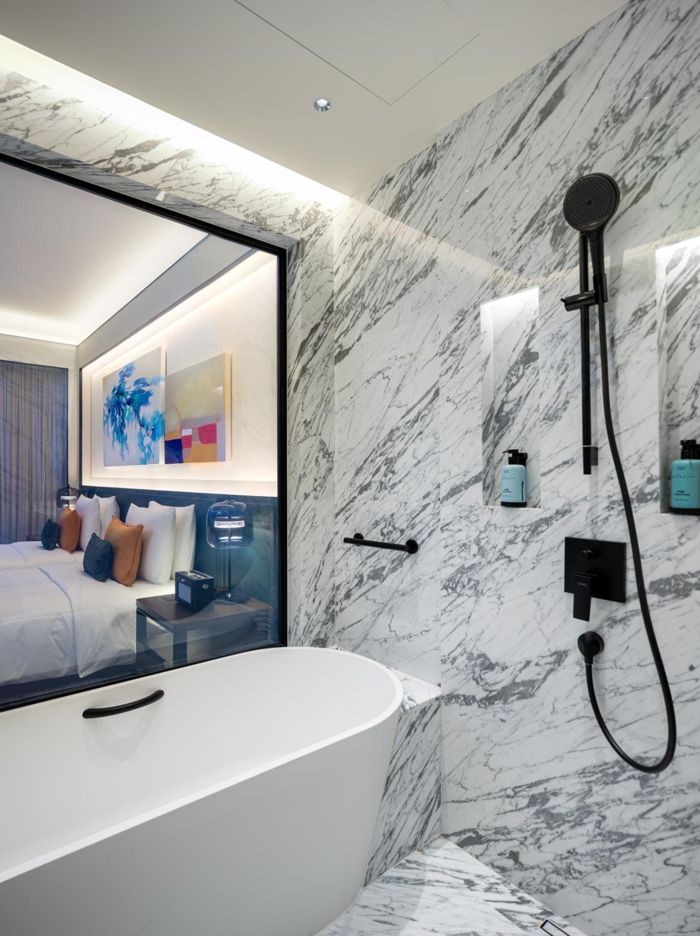 2 Twin Beds (High Floor) - Photo 2