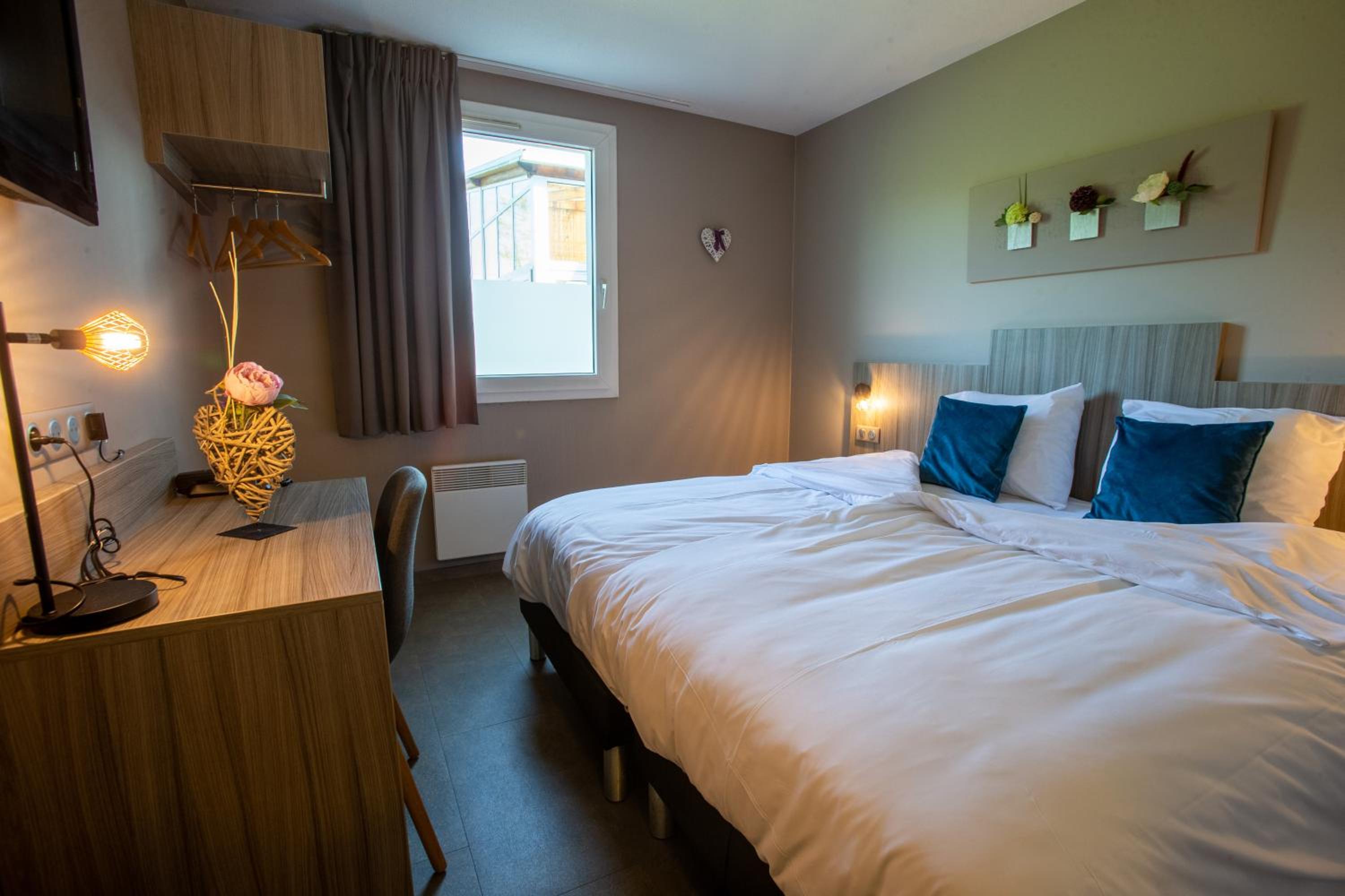 Superior Double Room - Photo 2