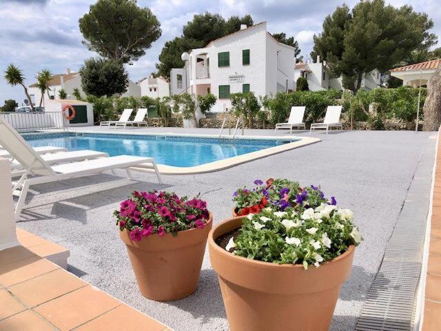 One-Bedroom Apartment with Pool View photo 2