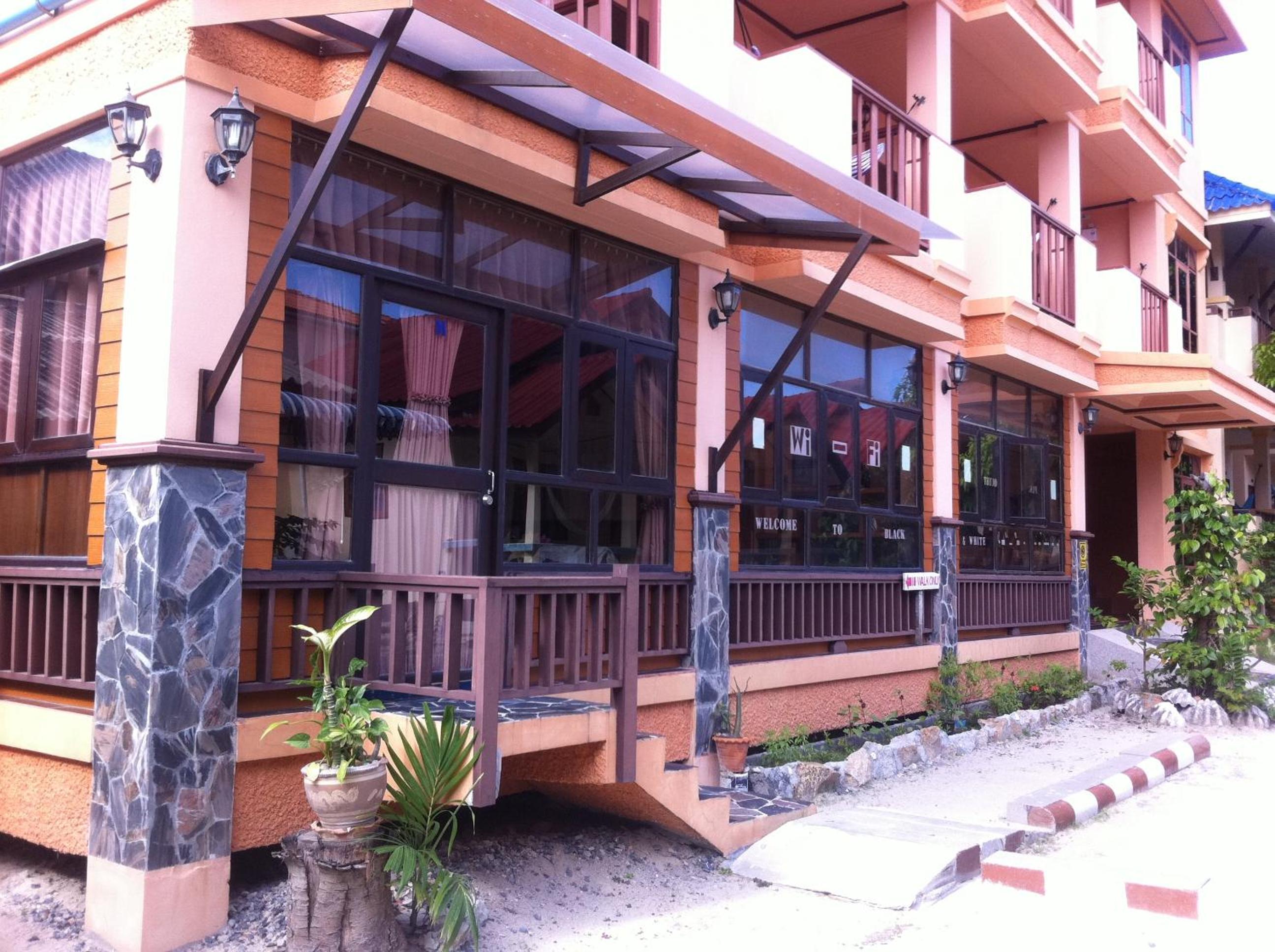 Standard Double or Twin Room with Balcony photo 2