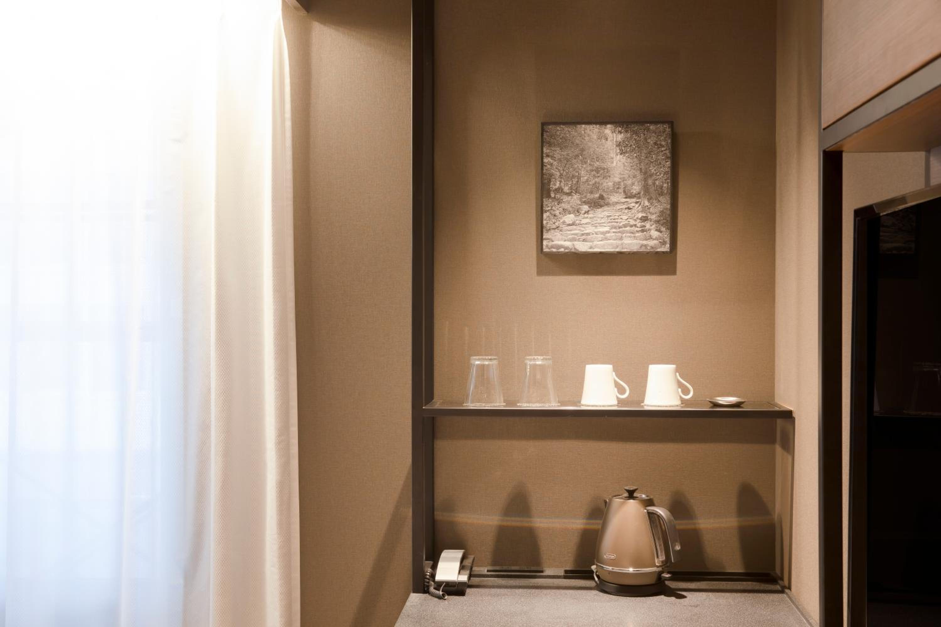 Double Room - Non-Smoking - Photo 3