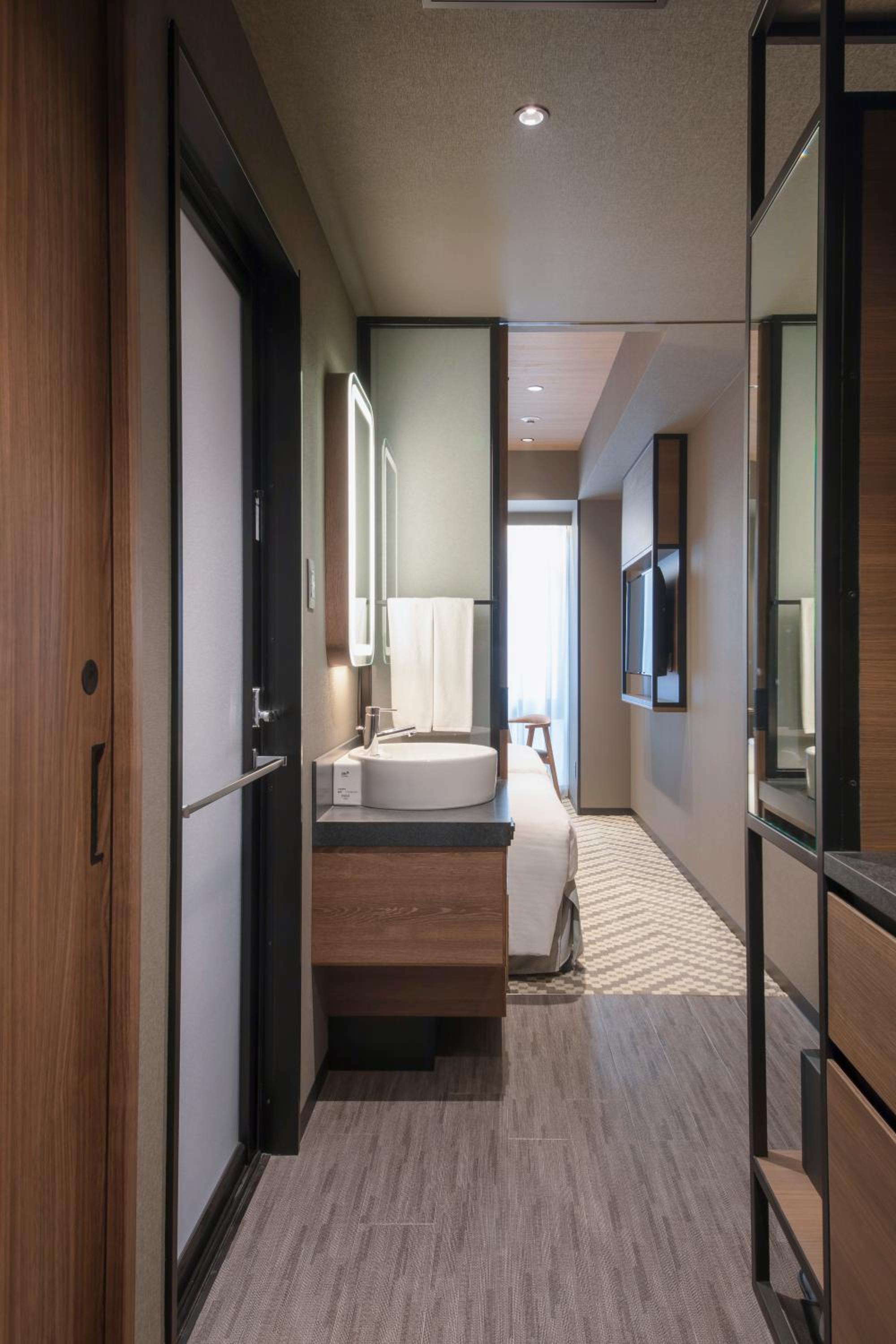 Twin Room - Non-Smoking - Photo 11