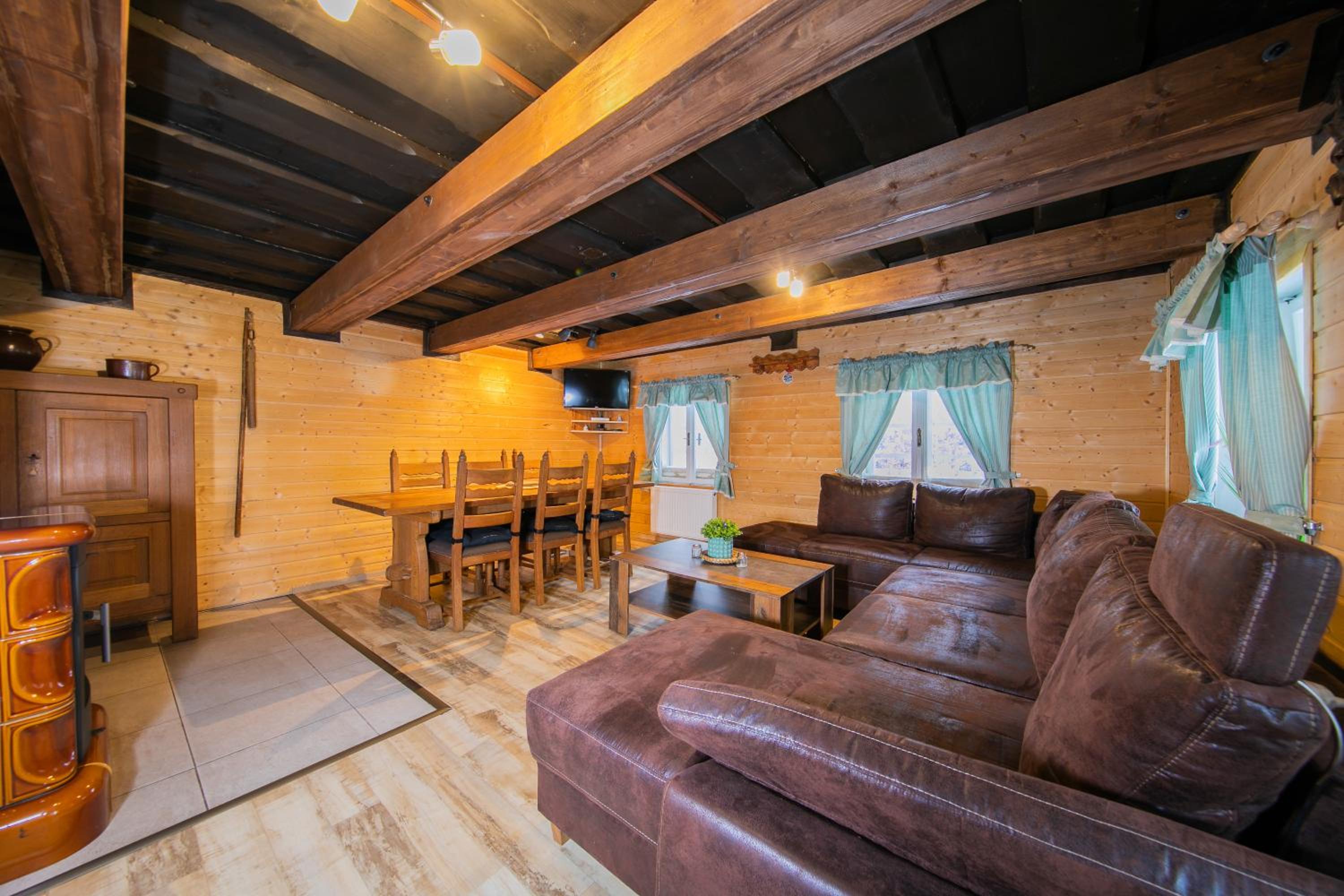 Three-Bedroom Chalet photo 1