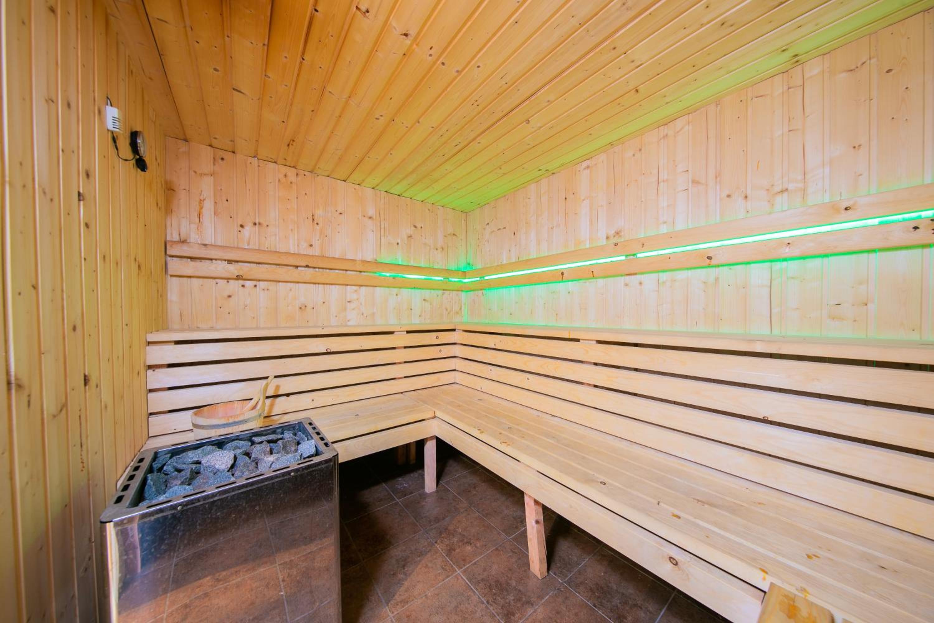 Three-Bedroom Chalet photo 2