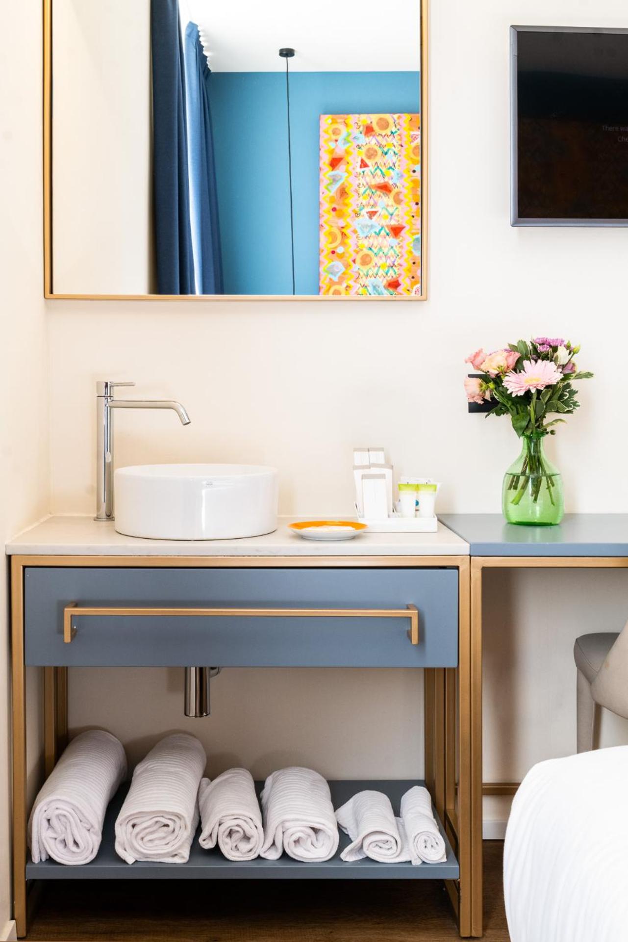 Classic Double or Twin Room - Photo 2