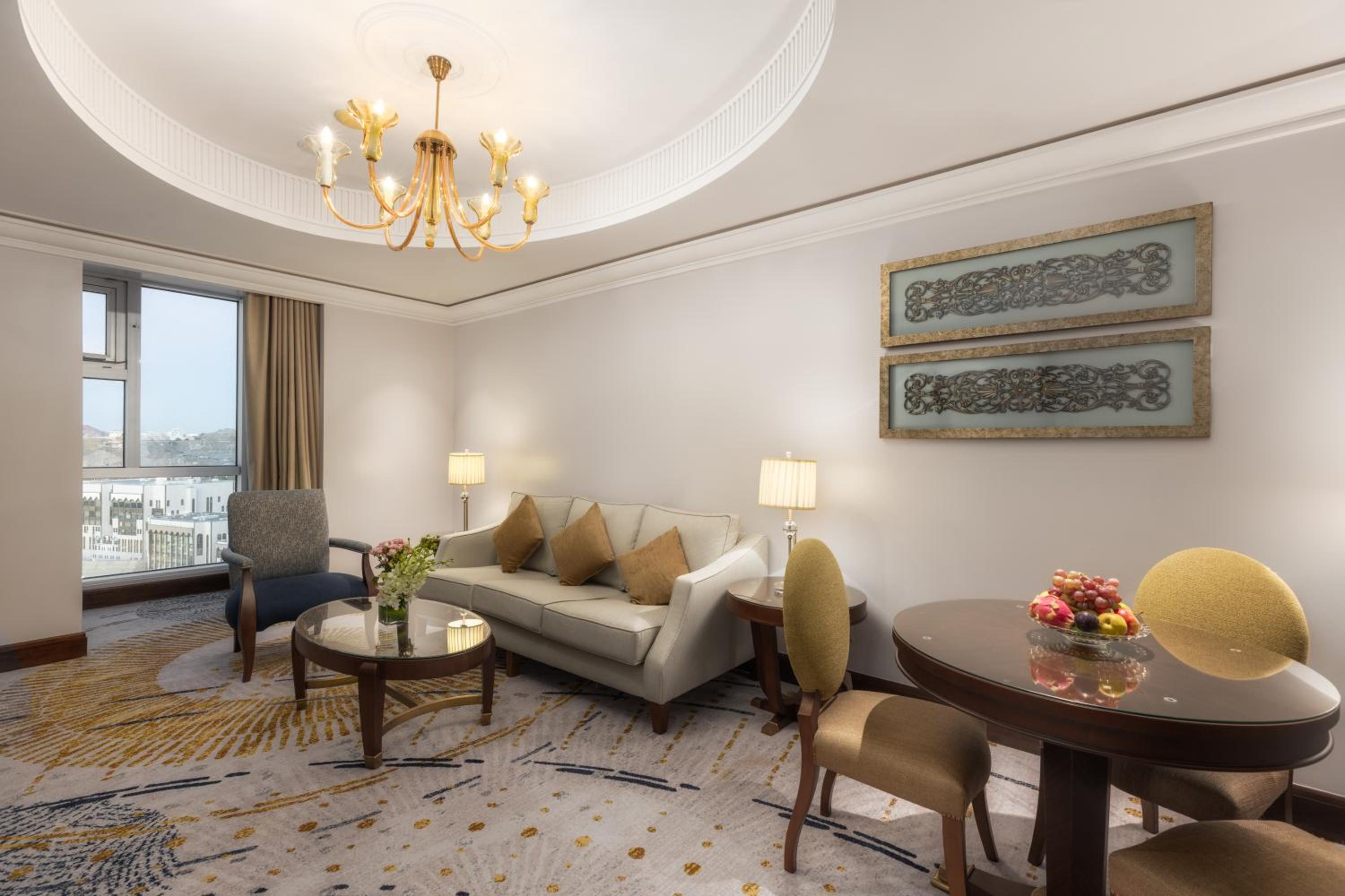 Signature Suite City View - Photo 5