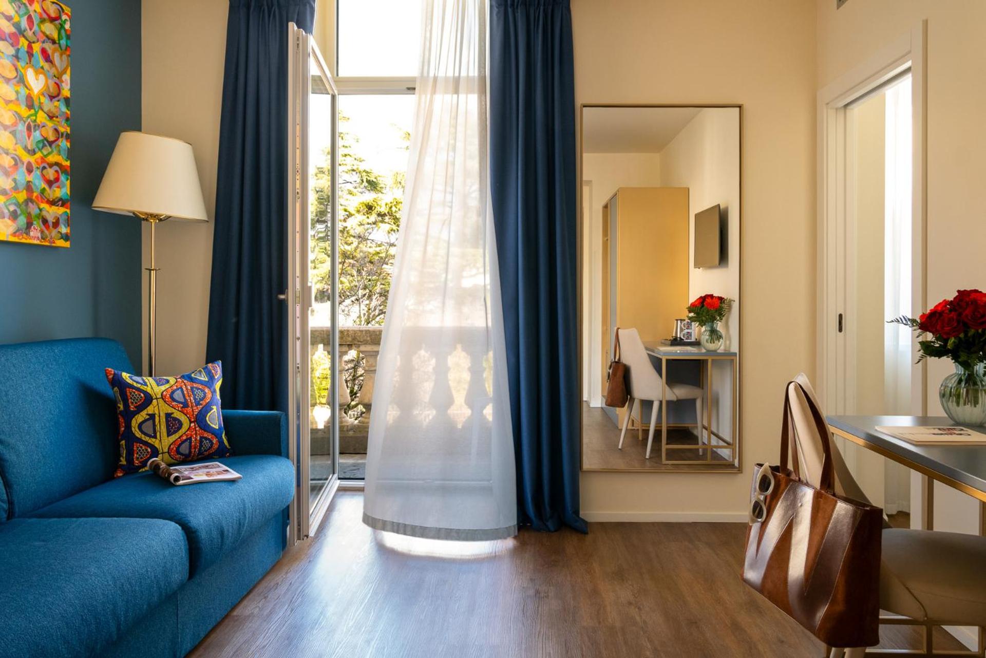 One-Bedroom Suite - Photo 7