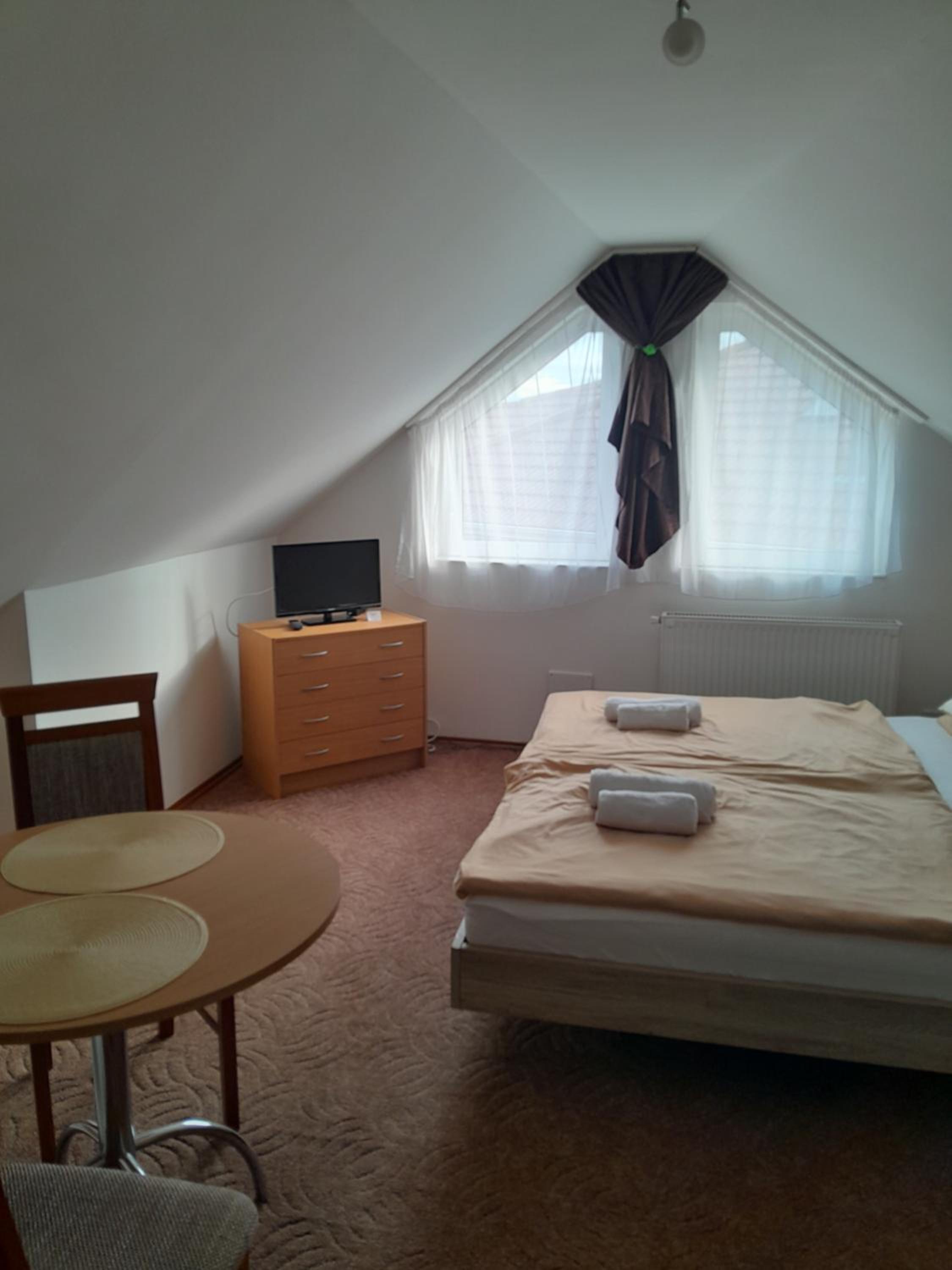 Standard Double Room photo 3