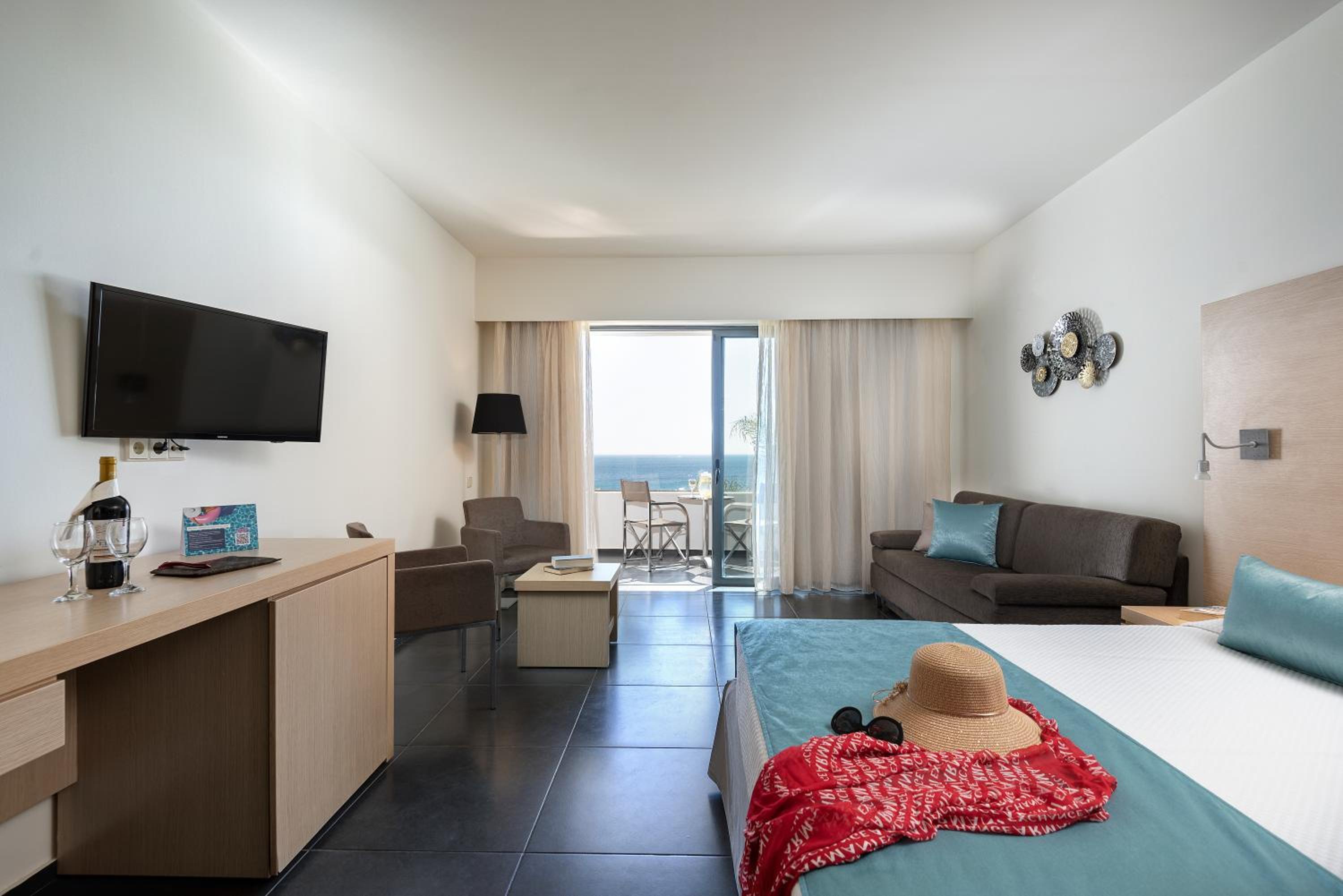 Double Room Side Sea View photo 1