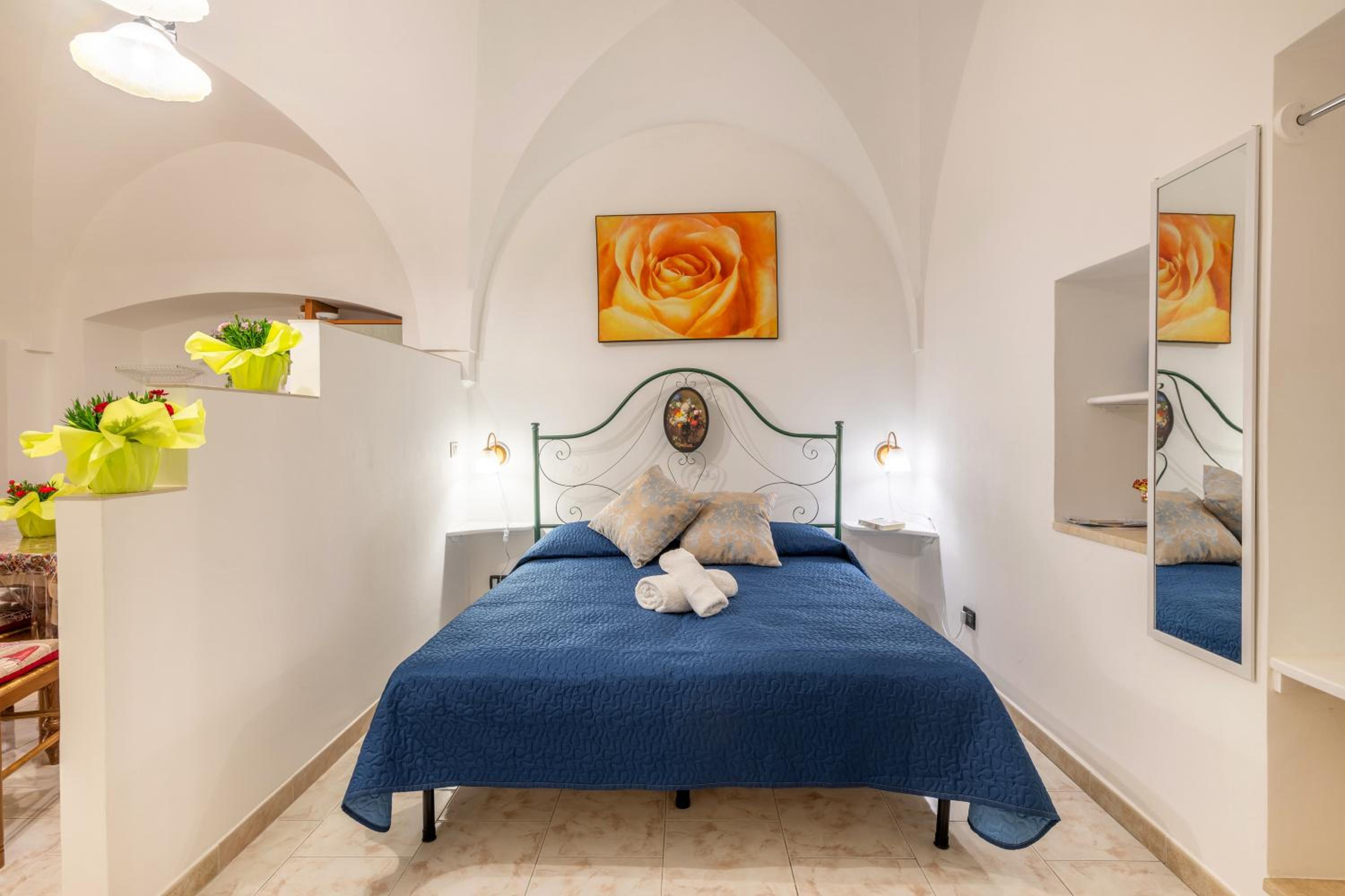Two-Bedroom House photo 2