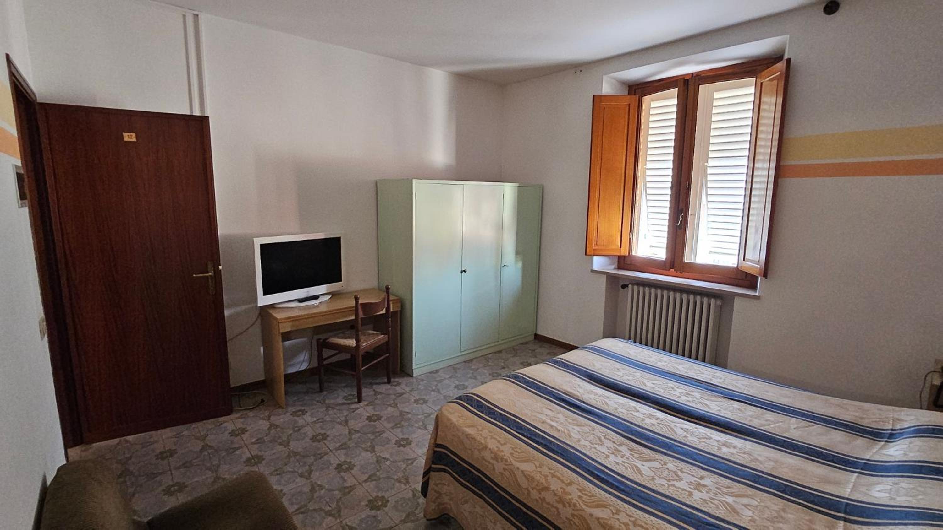 Double Room - Photo 25