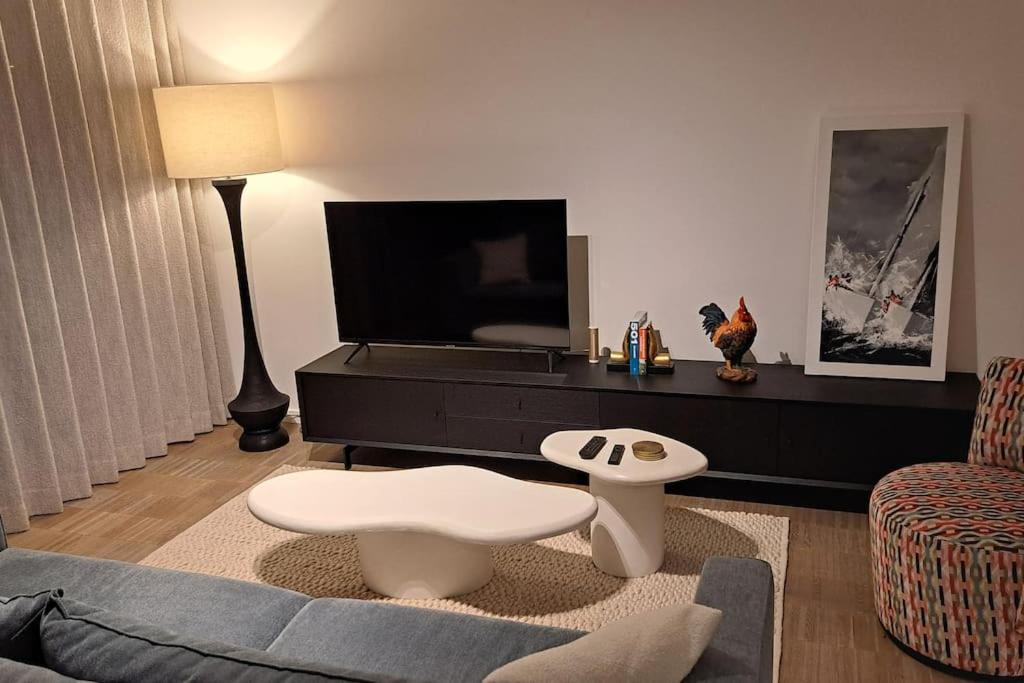 Two-Bedroom Apartment photo 3