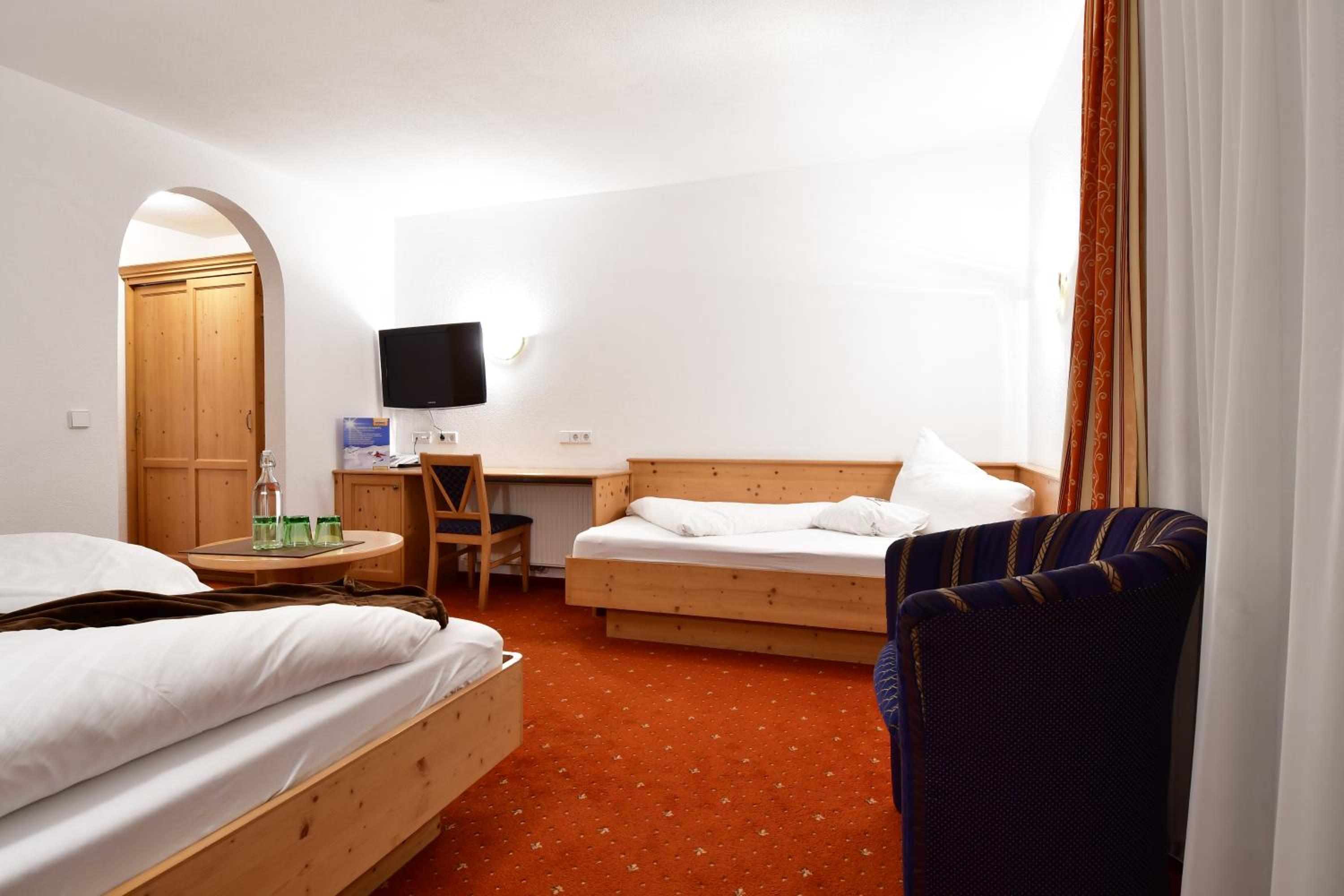 Triple Room photo 1