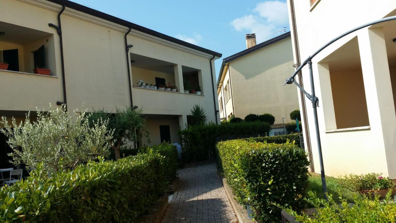One-Bedroom Apartment with Garden View photo 2