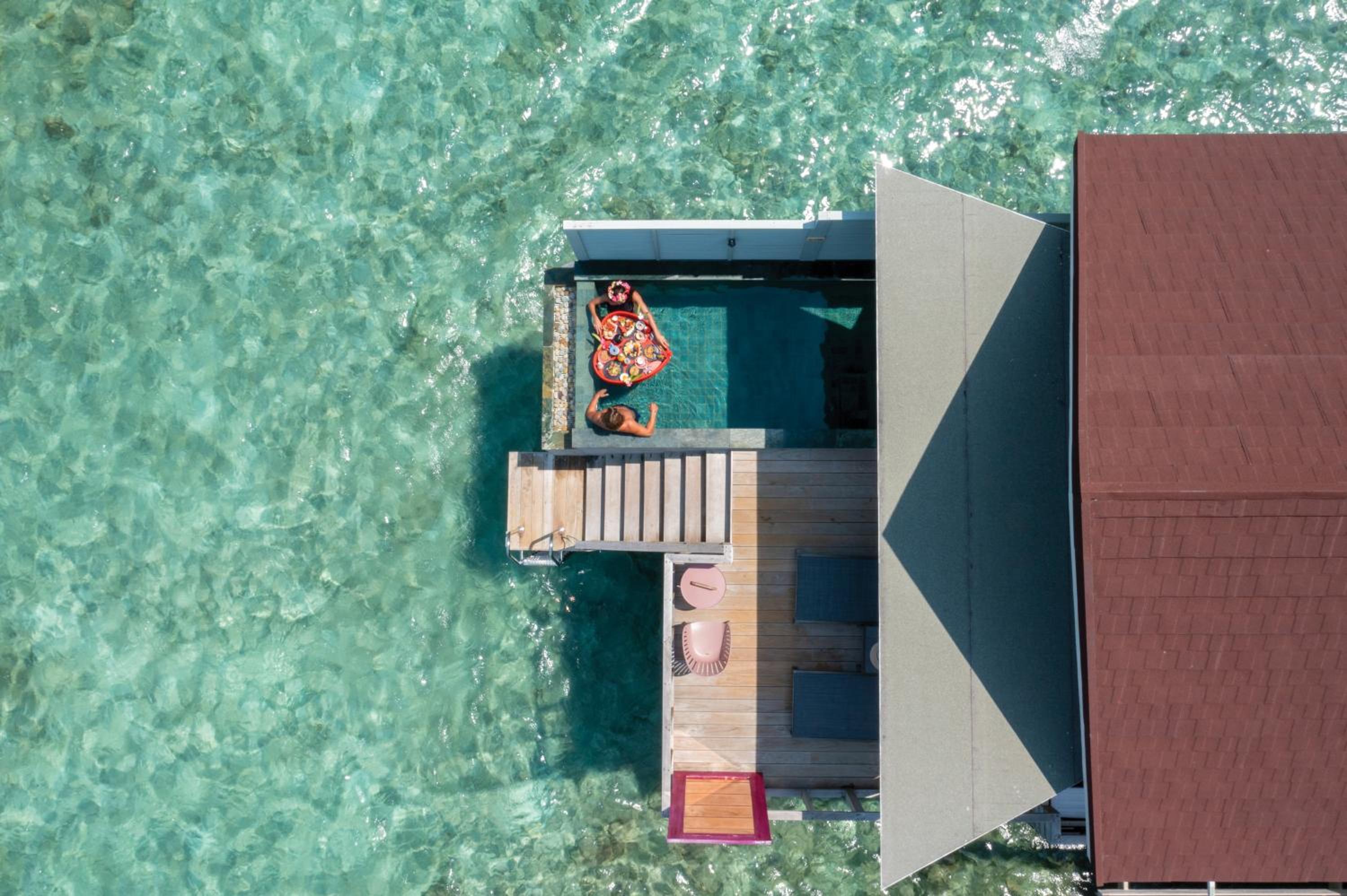 Water Villa with Pool photo 2